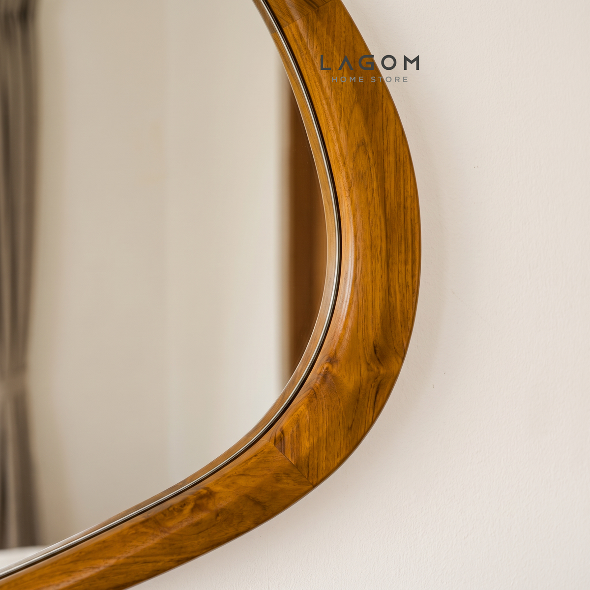 127 cm Hanging Teak Mirror | Timeless Design