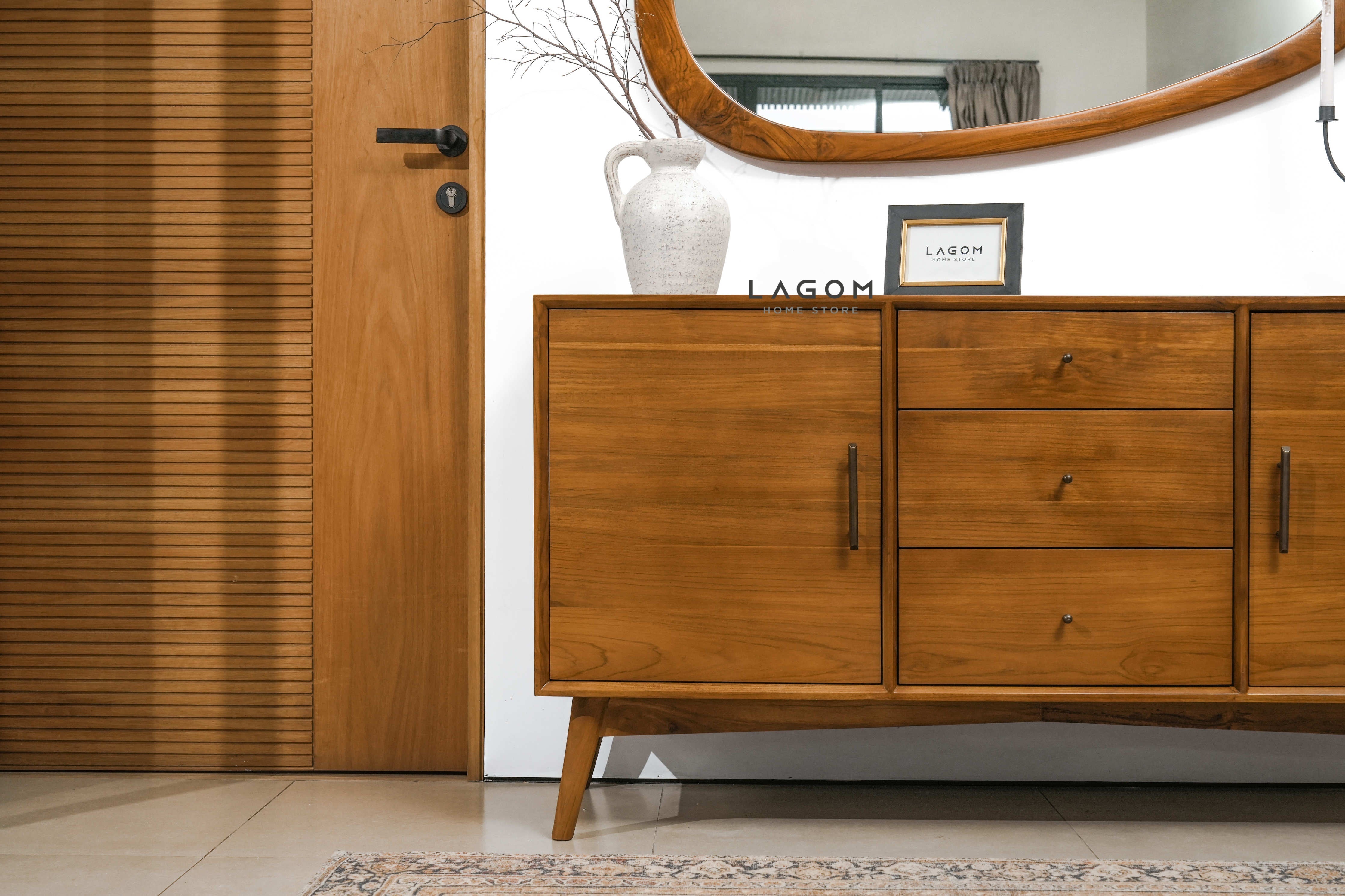 Bufet Kayu Jati dengan 2 Pintu dan 3 Laci Buffet Lagom Home Store Jati Furnitur Teak Furniture Jakarta