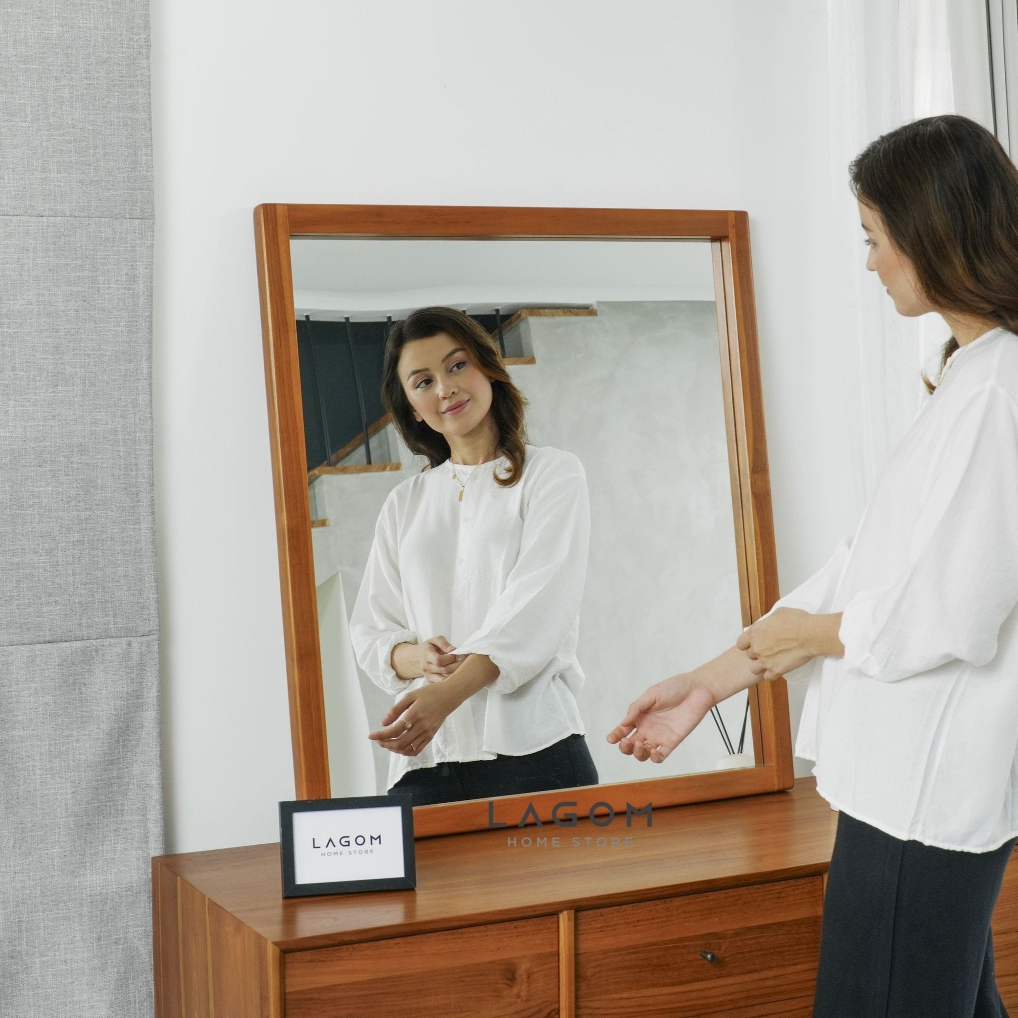Cermin Dinding Estetik Frame Kayu Jati - Tinggi 90 cm Mirror Lagom Home Store Jati Furnitur Teak Furniture Jakarta