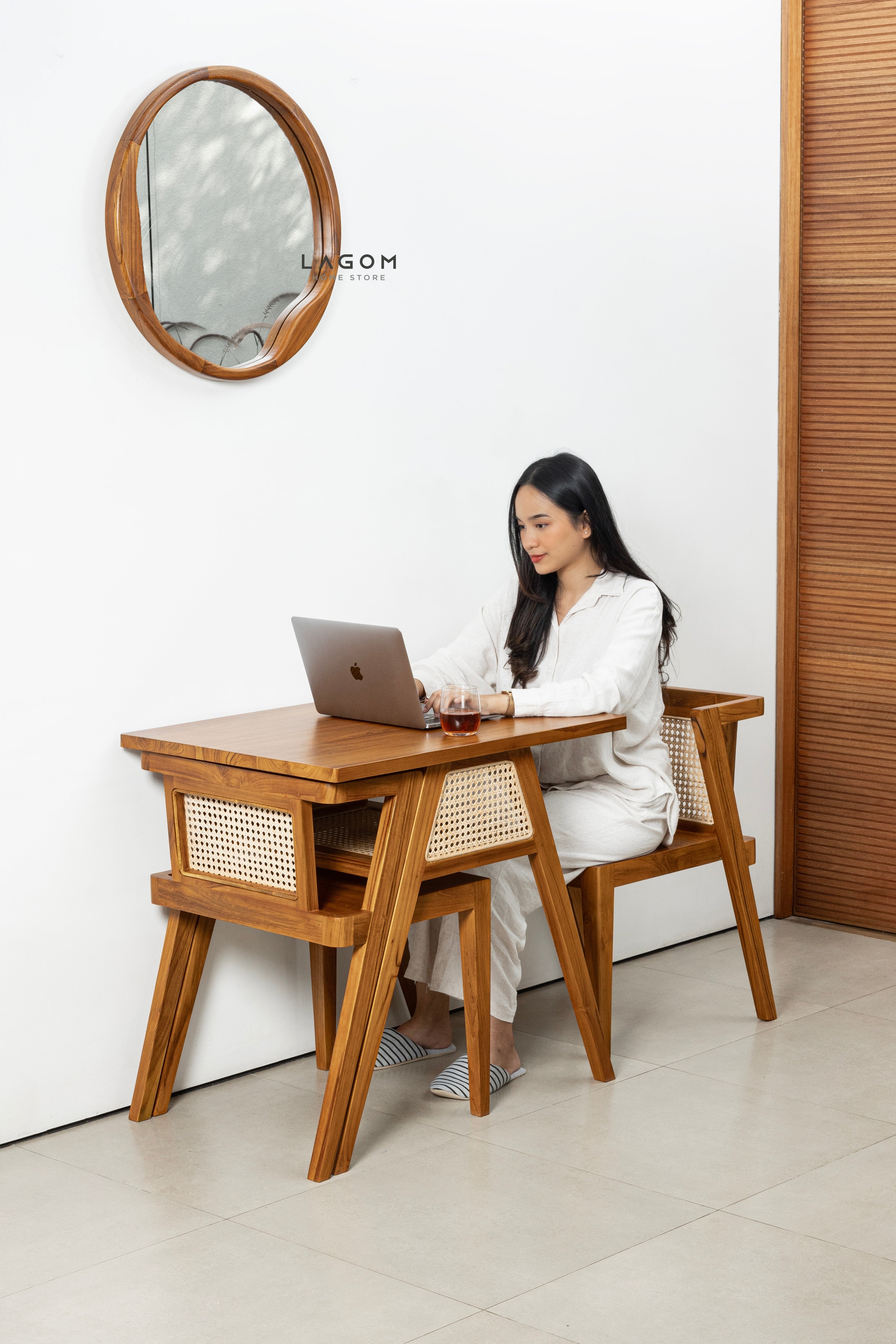 Cermin Estetik Bundar Kayu Jati - Tinggi 60 cm Mirror Lagom Home Store Jati Furnitur Teak Furniture Jakarta