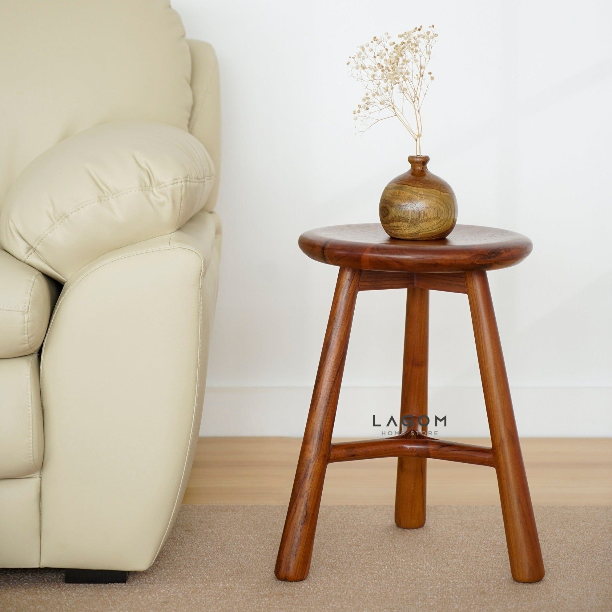 Kursi Cafe/Bar Kayu Jati Estetik dan Minimalis Bar Stool Lagom Home Store Jati Furnitur Teak Furniture Jakarta