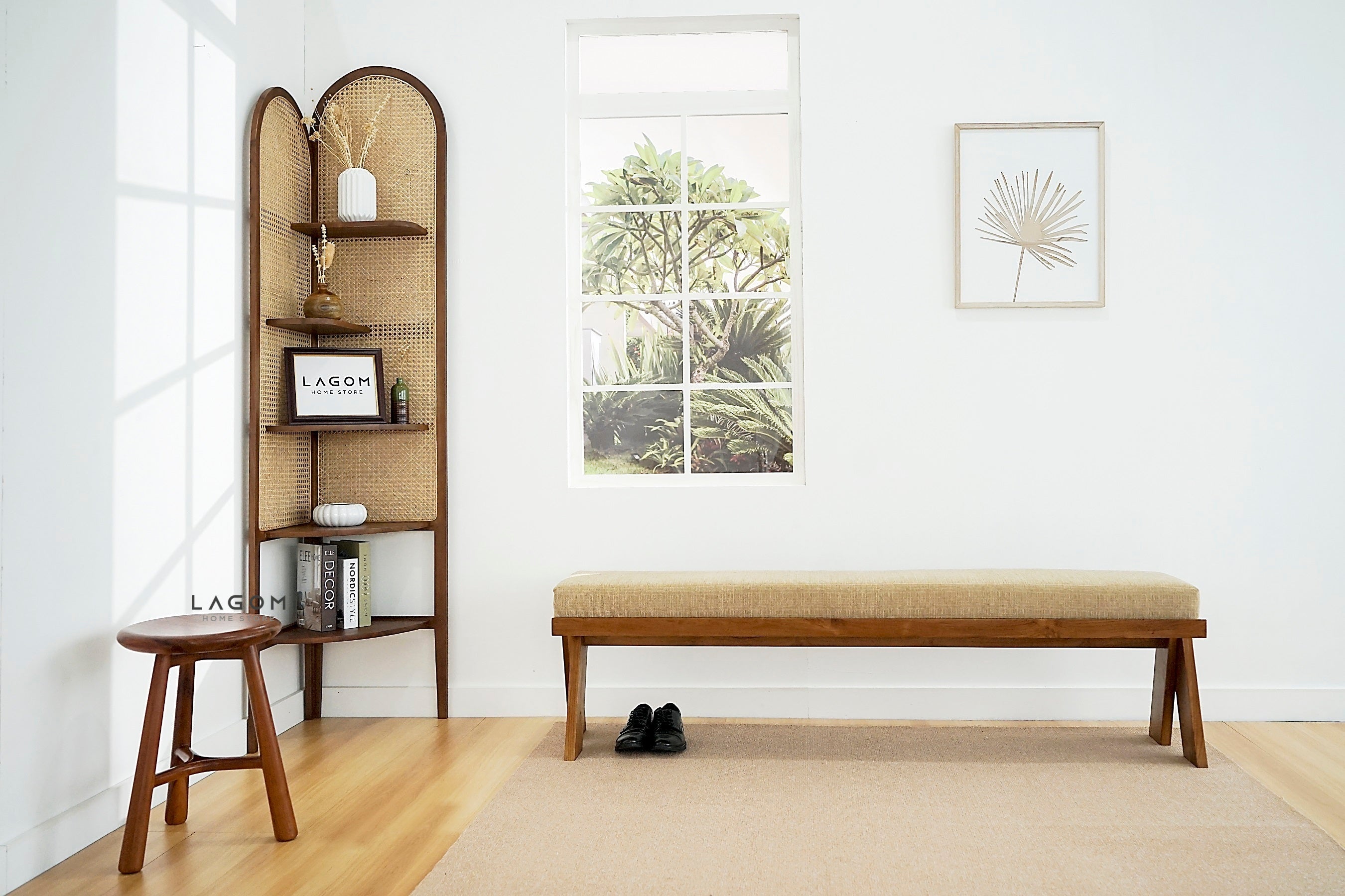 Kursi Cafe/Bar Kayu Jati Estetik dan Minimalis Bar Stool Lagom Home Store Jati Furnitur Teak Furniture Jakarta