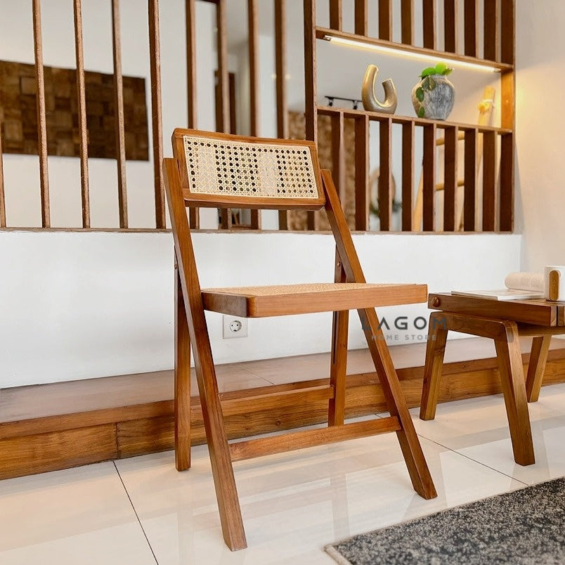 Kursi Lipat Kayu Jati dan Rotan dengan Sandaran yang Dapat Disesuaikan Chair Lagom Home Store Jati Furnitur Teak Furniture Jakarta