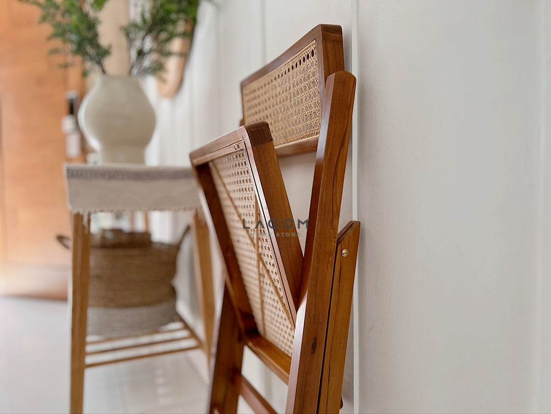 Kursi Lipat Kayu Jati dan Rotan dengan Sandaran yang Dapat Disesuaikan Chair Lagom Home Store Jati Furnitur Teak Furniture Jakarta
