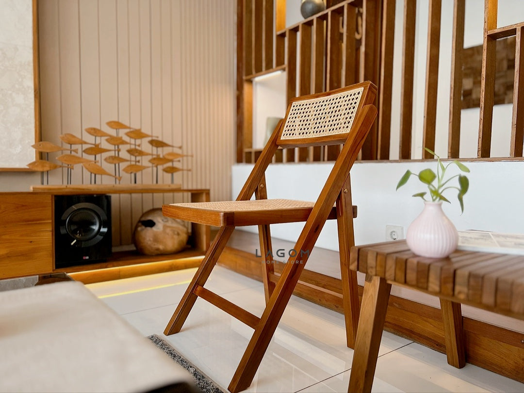 Kursi Lipat Kayu Jati dan Rotan dengan Sandaran yang Dapat Disesuaikan Chair Lagom Home Store Jati Furnitur Teak Furniture Jakarta