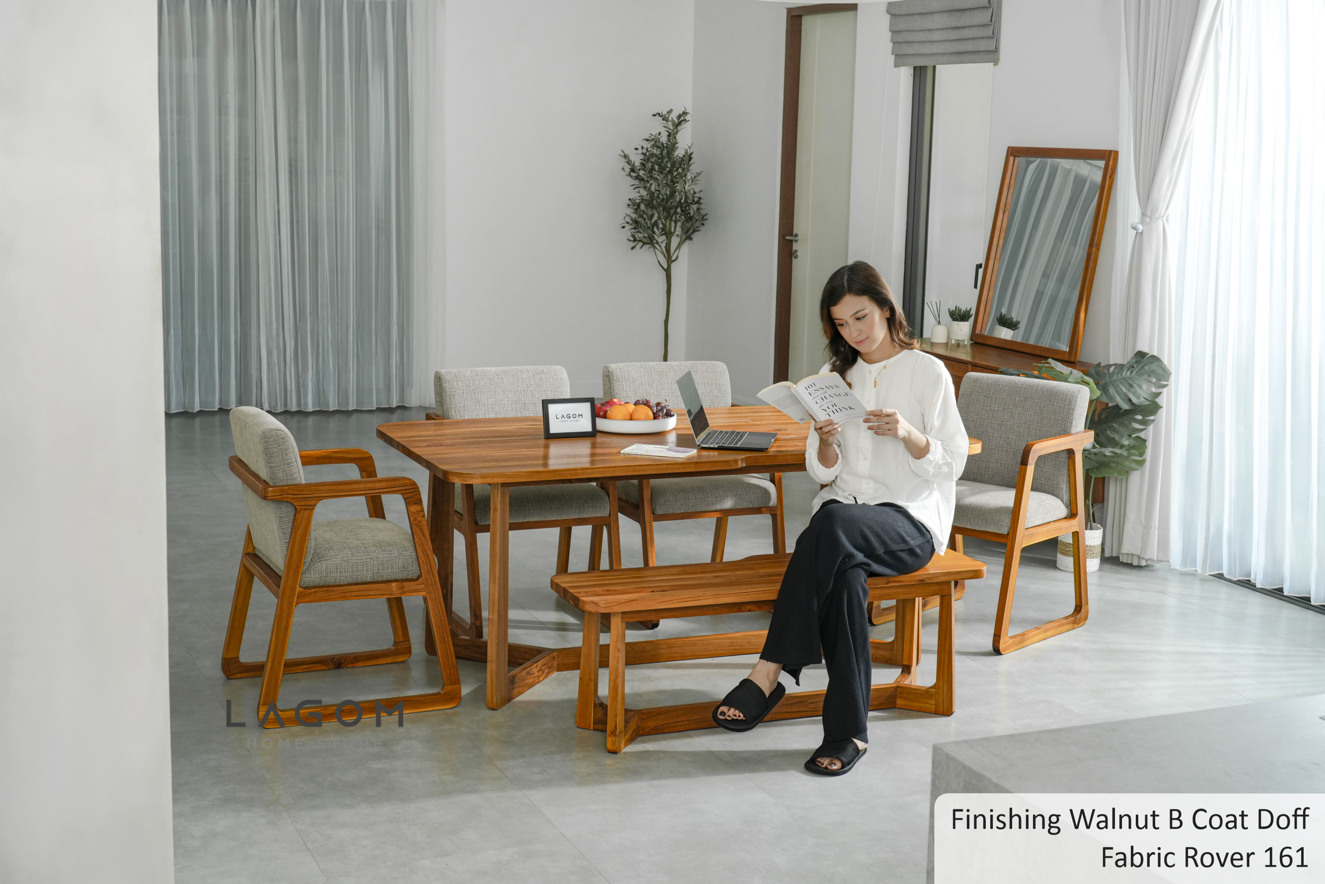 Kursi Makan dan Kerja dari Kayu Jati dengan Premium Cushion Office Seating Lagom Home Store Jati Furnitur Teak Furniture Jakarta