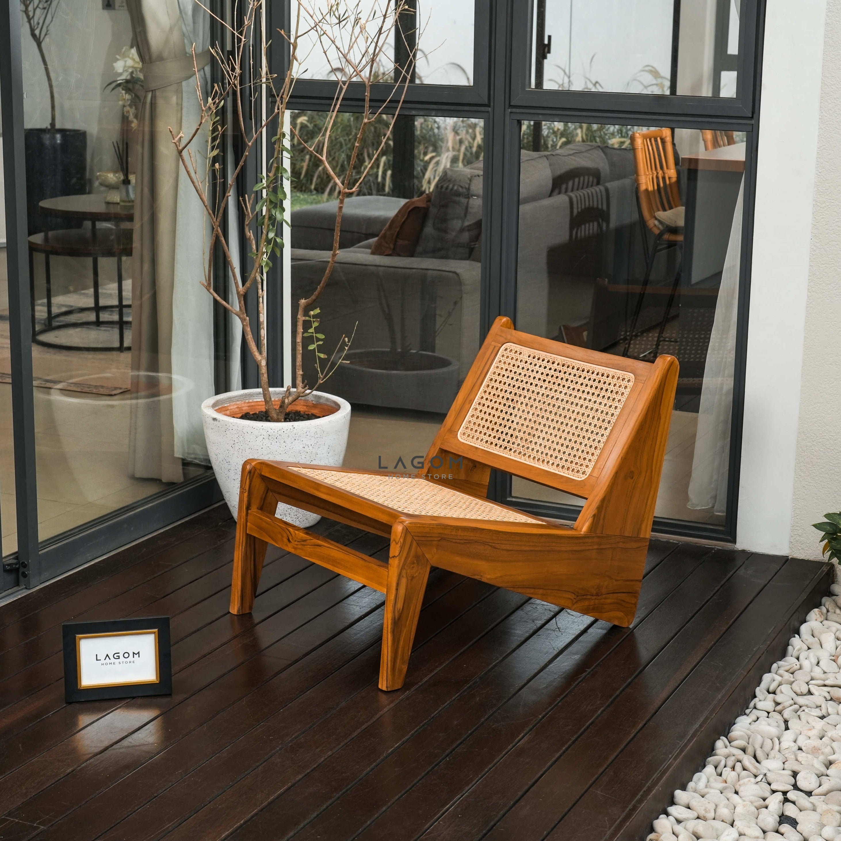 Kursi Santai Unik dari Rotan dan Kayu Jati Chair Lagom Home Store Jati Furnitur Teak Furniture Jakarta