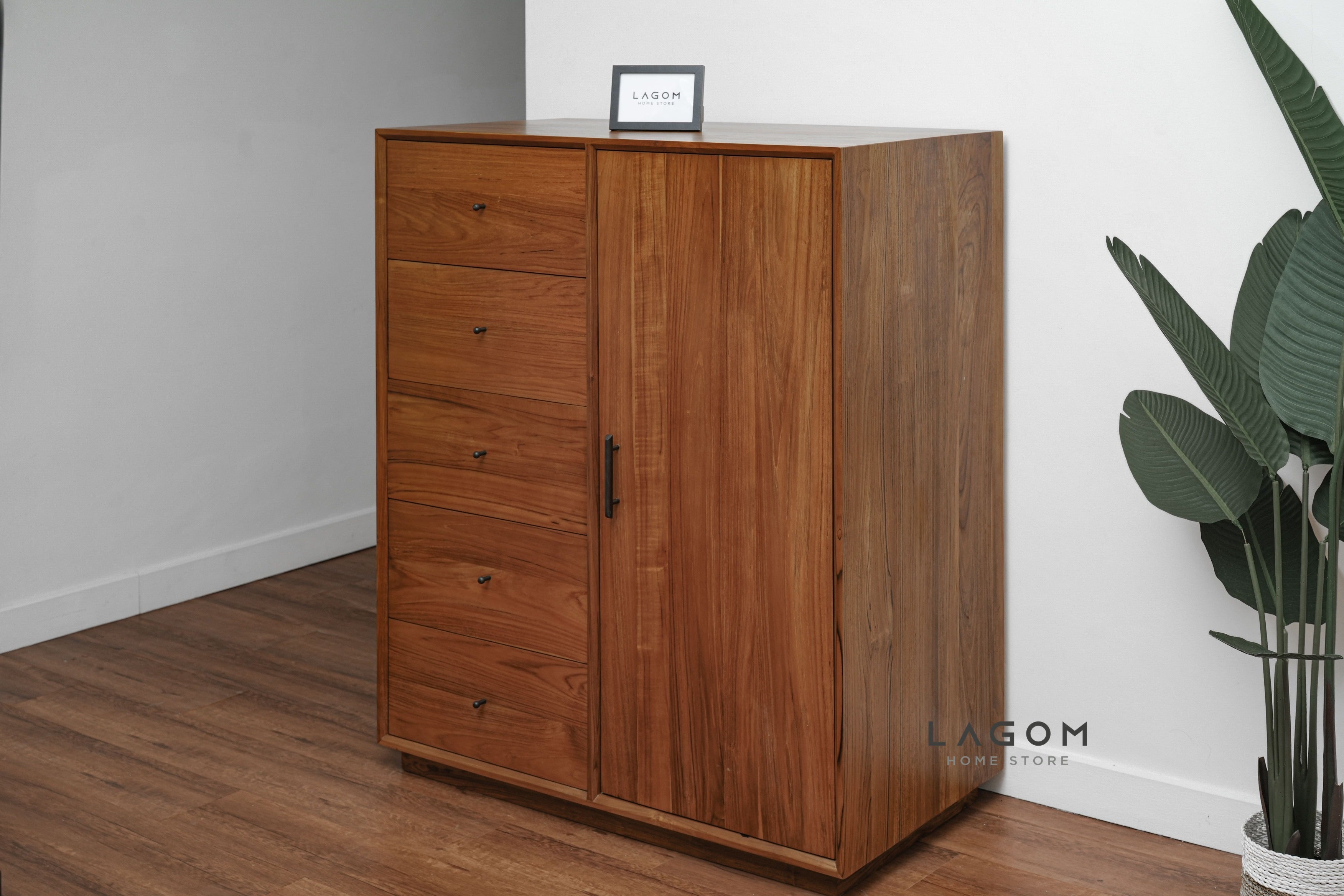 Lemari Pakaian Montessori Kayu Jati Wardrobe Lagom Home Store Jati Furnitur Teak Furniture Jakarta