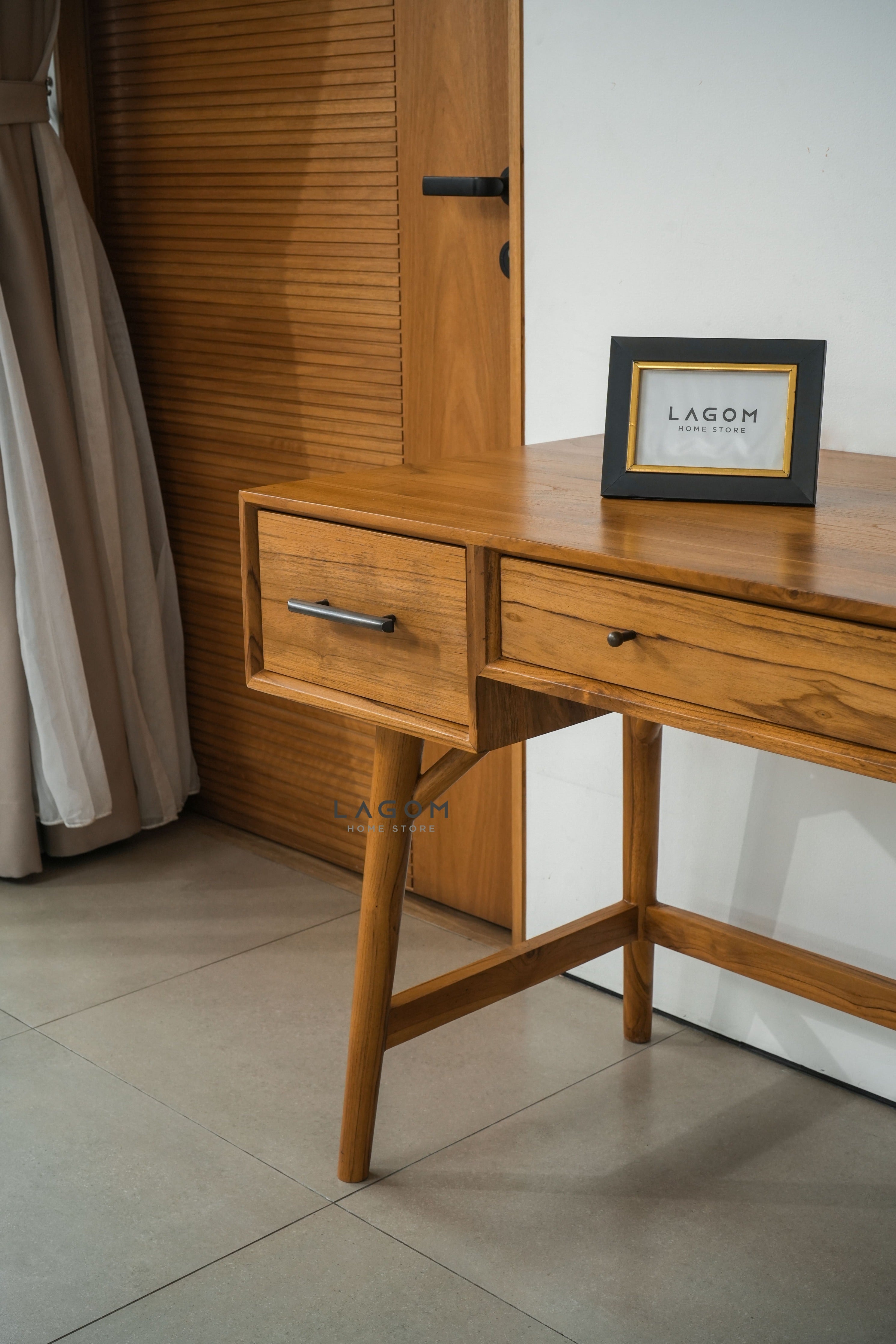 Meja Kerja 3 Laci dari Kayu Jati Solid Desk Lagom Home Store Jati Furnitur Teak Furniture Jakarta