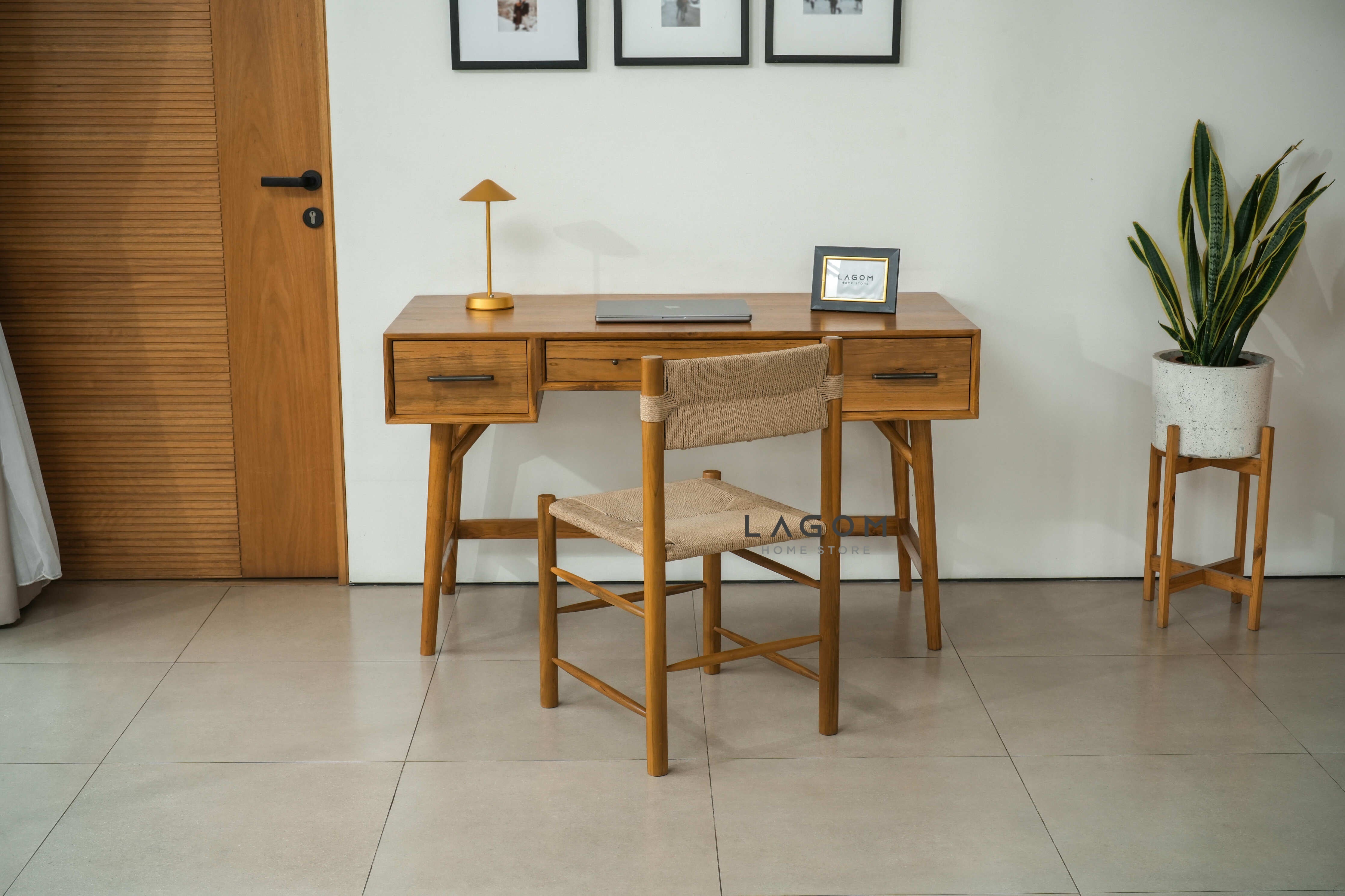 Meja Kerja 3 Laci dari Kayu Jati Solid Desk Lagom Home Store Jati Furnitur Teak Furniture Jakarta