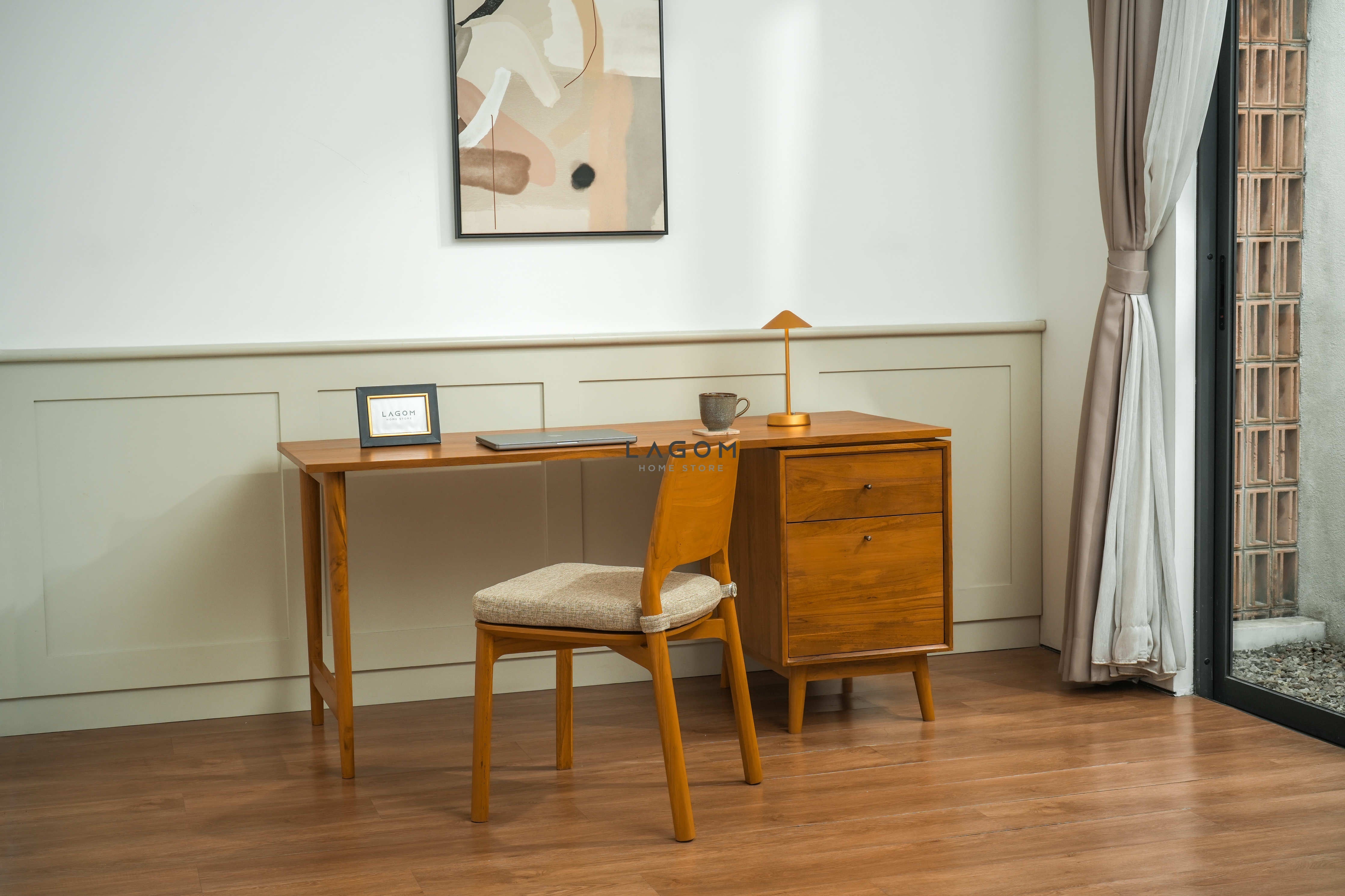 Meja Kerja Minimalis dengan 2 Laci dari Kayu Jati Solid Desk Lagom Home Store Jati Furnitur Teak Furniture Jakarta