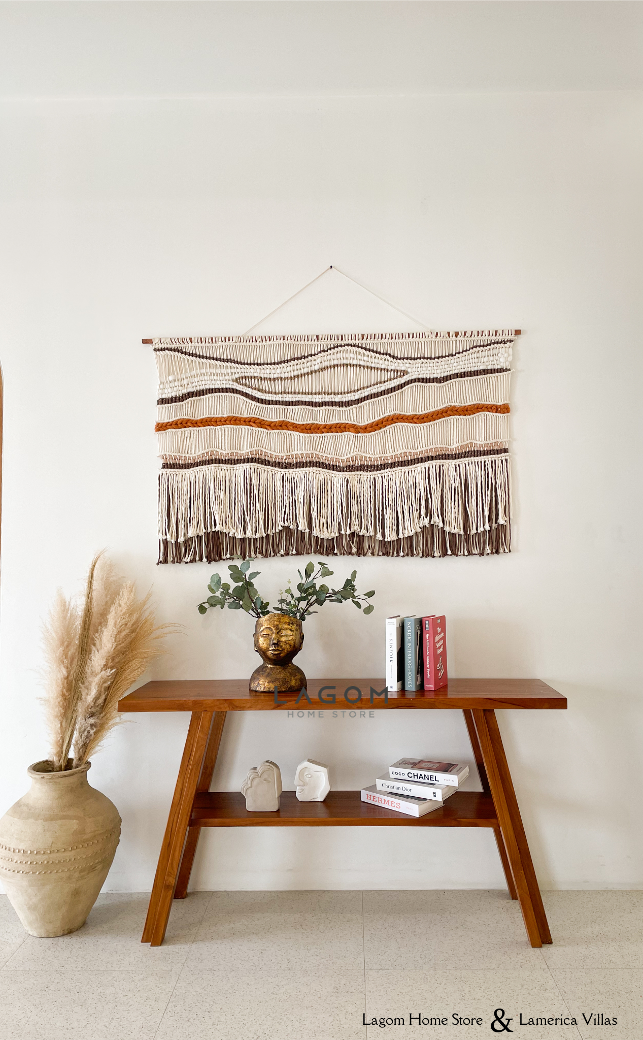 Meja Konsol Eksklusif dengan Ambalan dari Kayu Jati Console Table Lagom Home Store Jati Furnitur Teak Furniture Jakarta