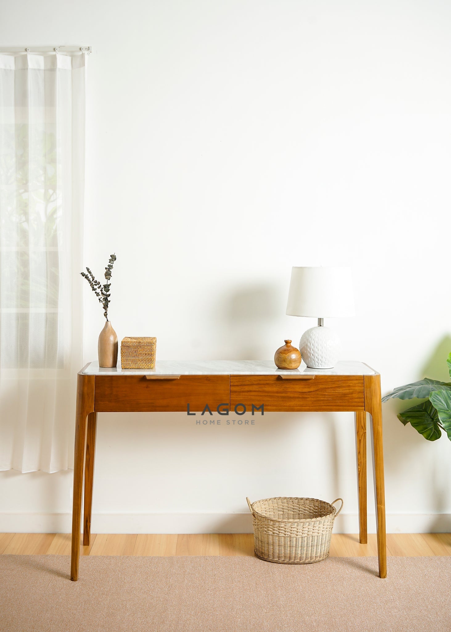 Meja Konsol Mewah dari Kayu Jati dan Marmer Console Table Lagom Home Store Jati Furnitur Teak Furniture Jakarta