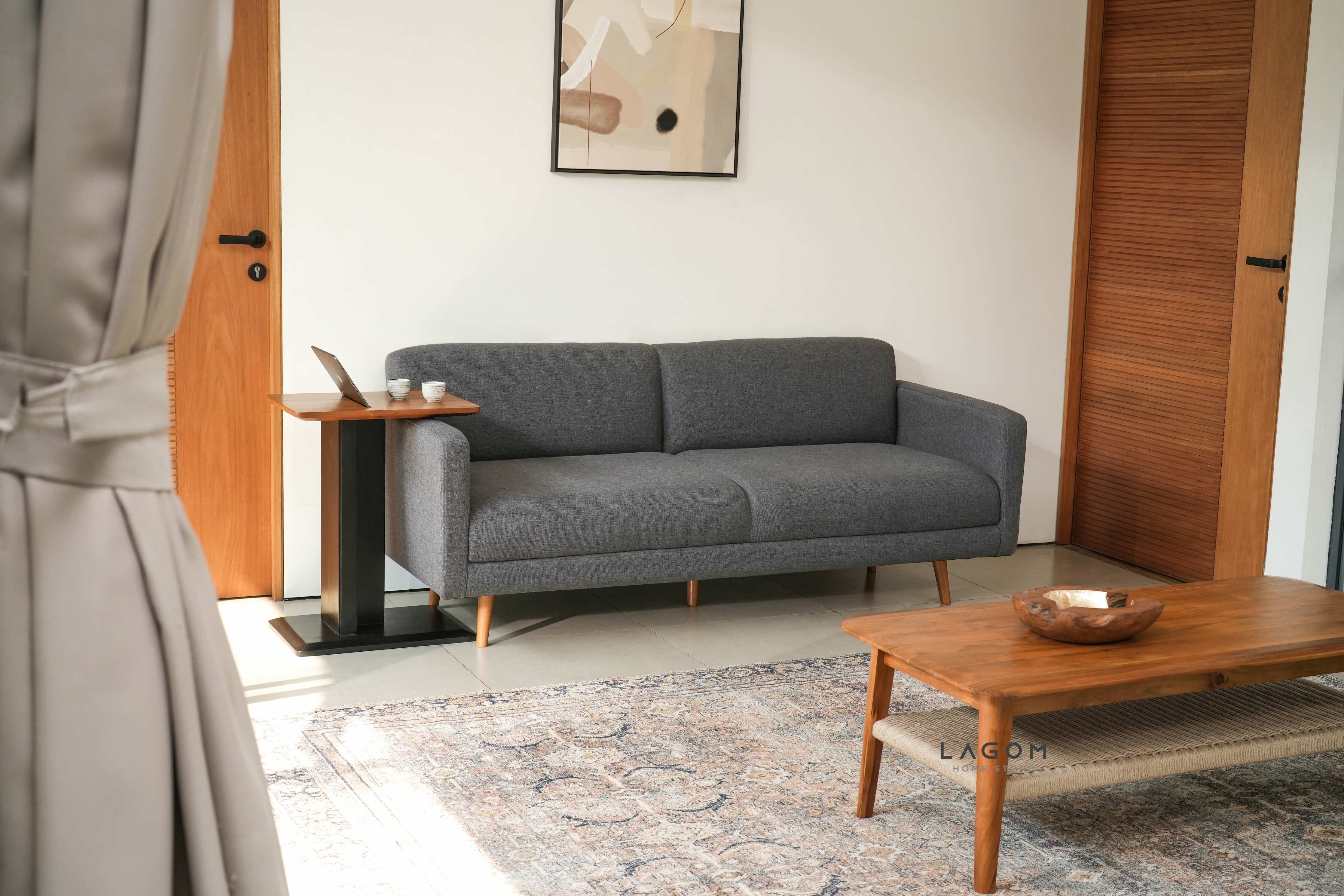 Meja Kopi Kayu Jati dengan Ambalan Bentuk Persegi Panjang Coffee Table Lagom Home Store Jati Furnitur Teak Furniture Jakarta