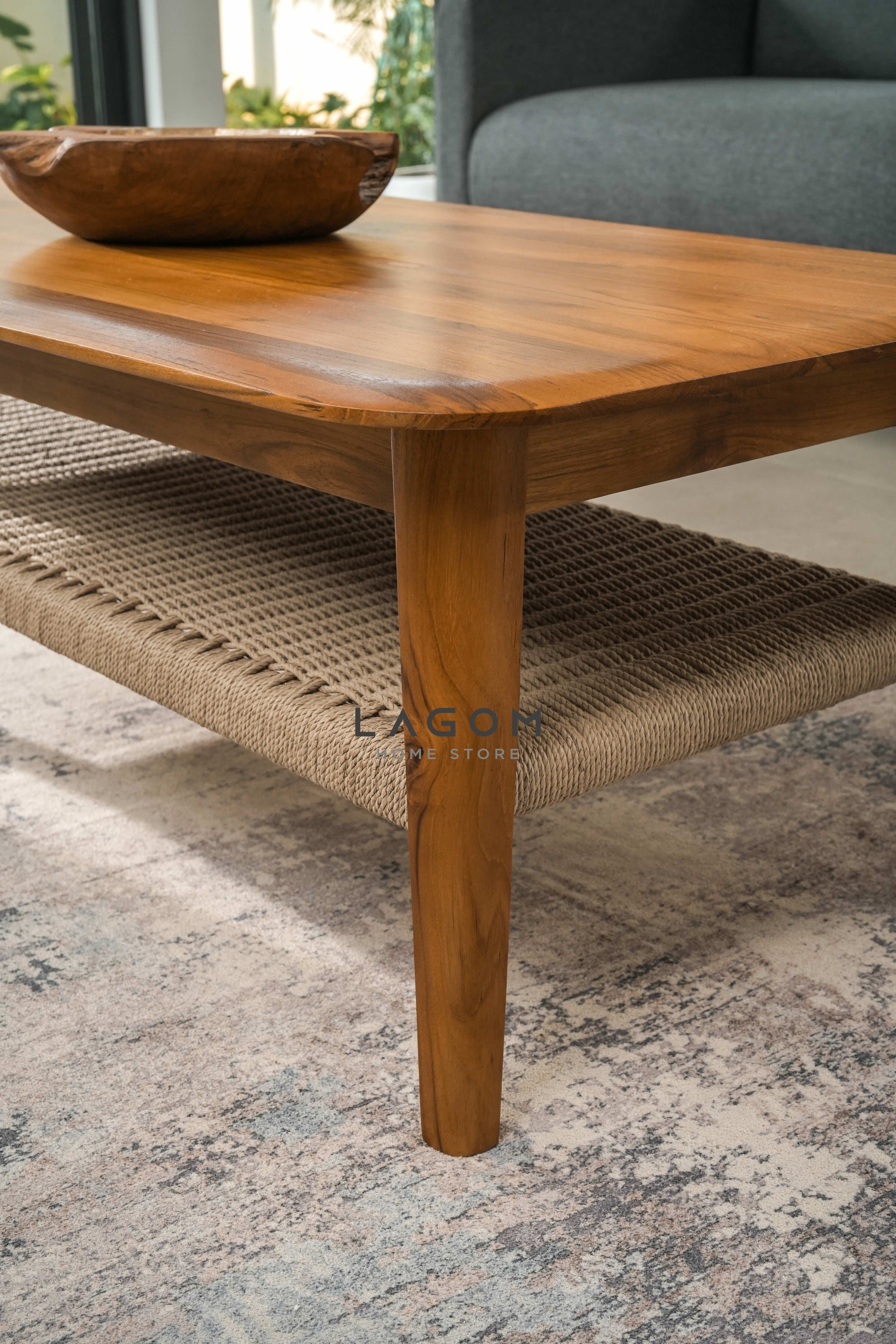 Meja Kopi Kayu Jati dengan Ambalan Bentuk Persegi Panjang Coffee Table Lagom Home Store Jati Furnitur Teak Furniture Jakarta