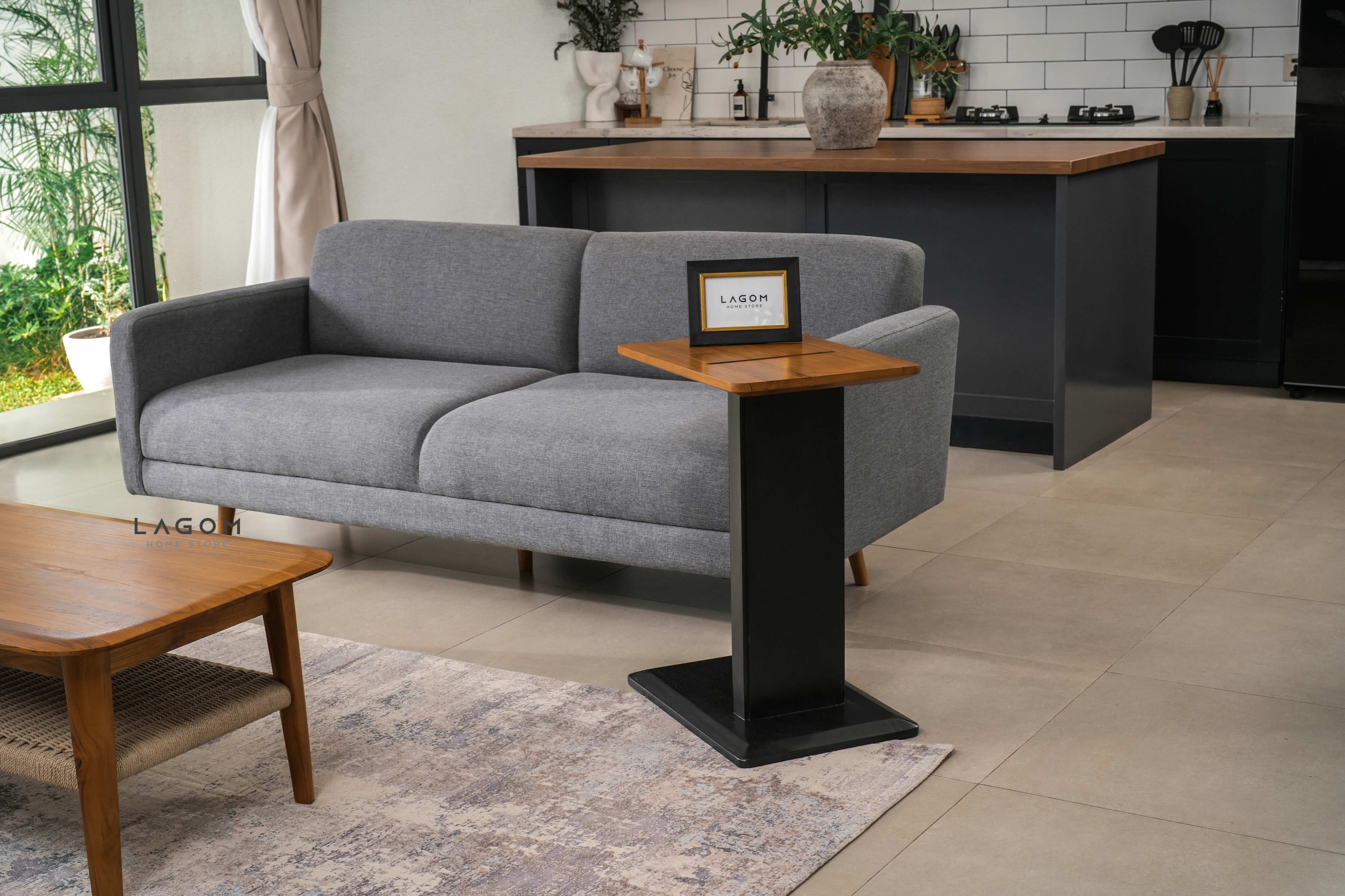 Meja Kopi Kayu Jati dengan Ambalan Bentuk Persegi Panjang Coffee Table Lagom Home Store Jati Furnitur Teak Furniture Jakarta