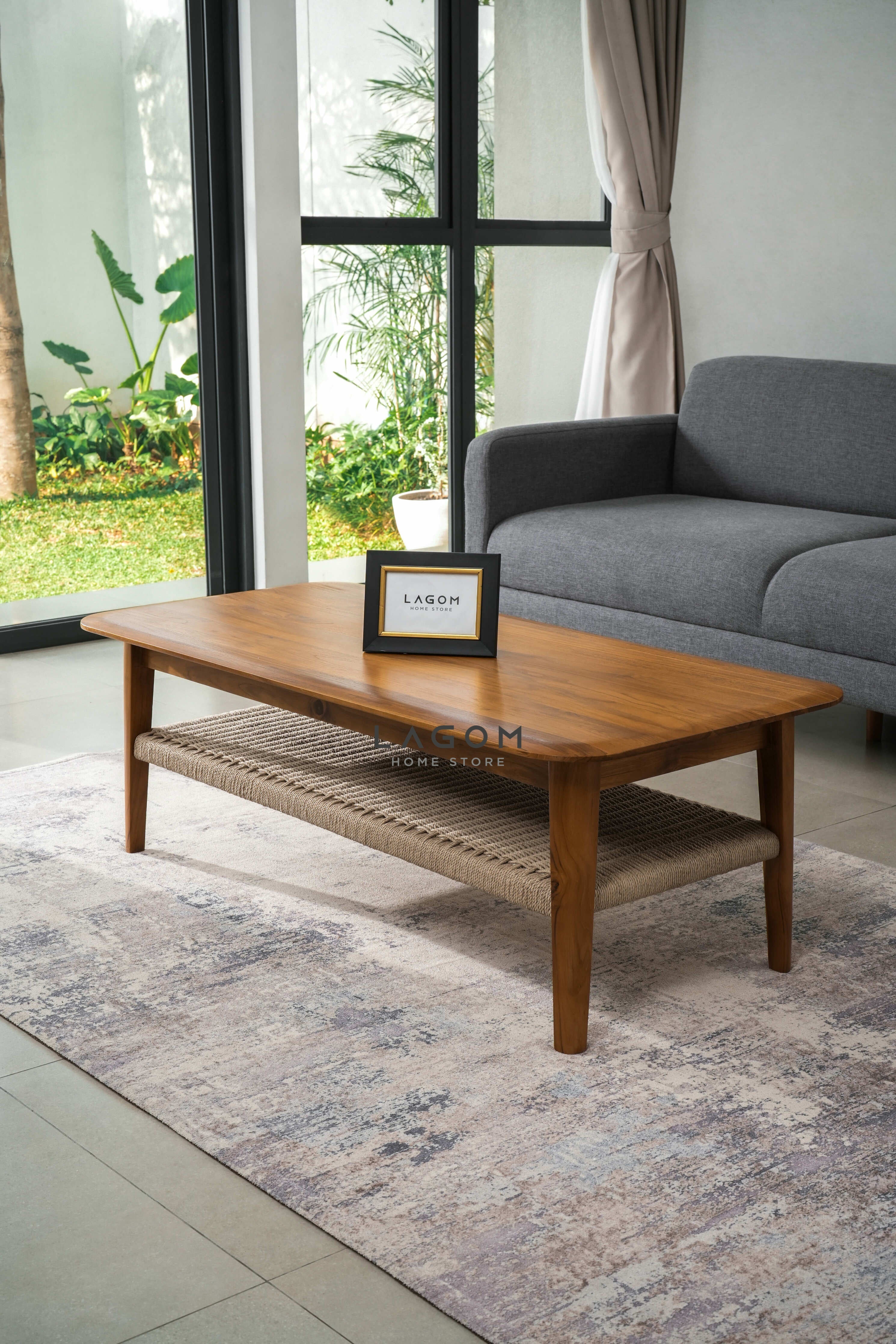 Meja Kopi Kayu Jati dengan Ambalan Bentuk Persegi Panjang Coffee Table Lagom Home Store Jati Furnitur Teak Furniture Jakarta