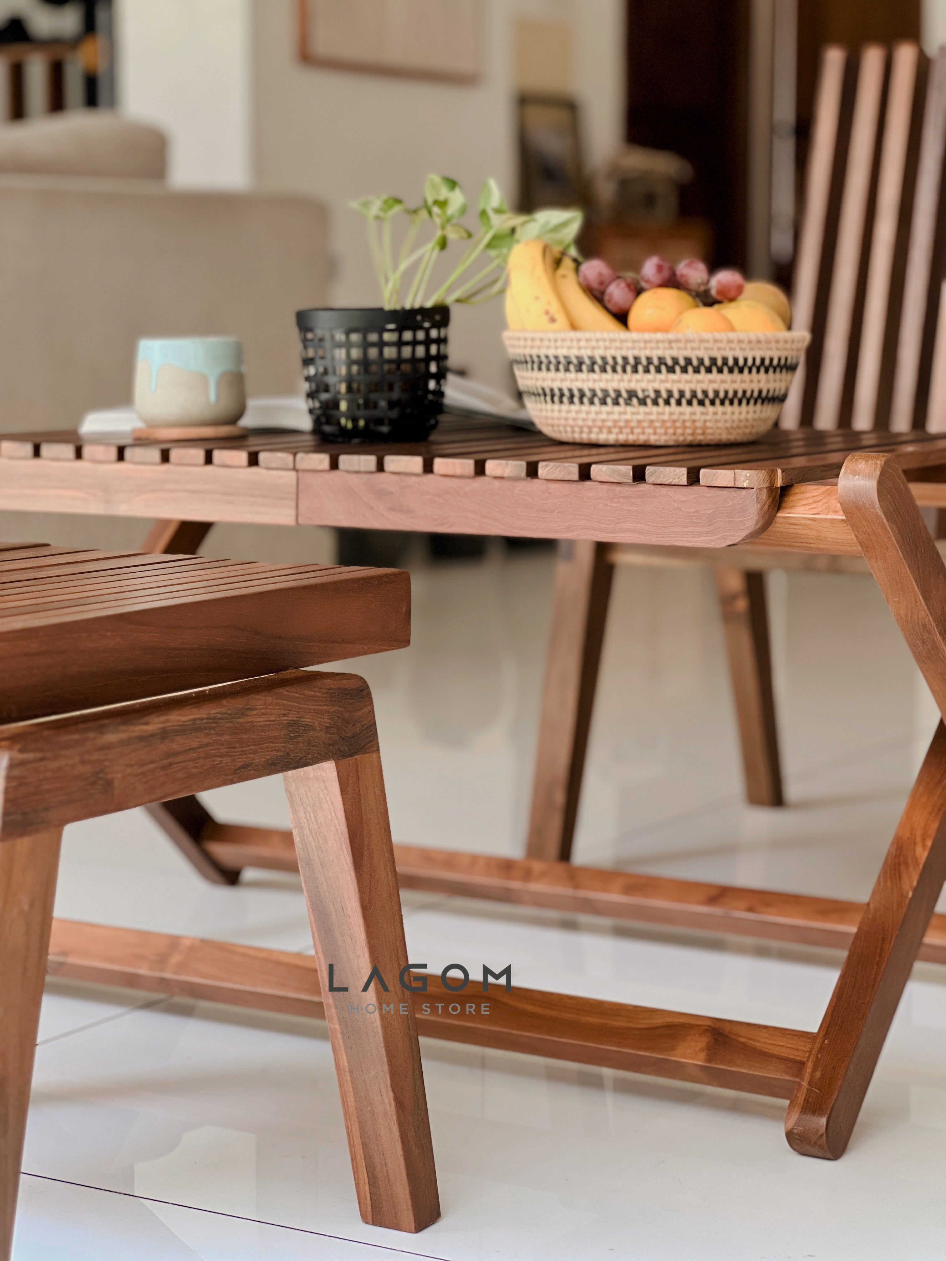 Meja Kursi Lipat Kayu Jati Reclaimed (Indoor dan Outdoor) Outdoor Table Set Lagom Home Store Jati Furnitur Teak Furniture Jakarta