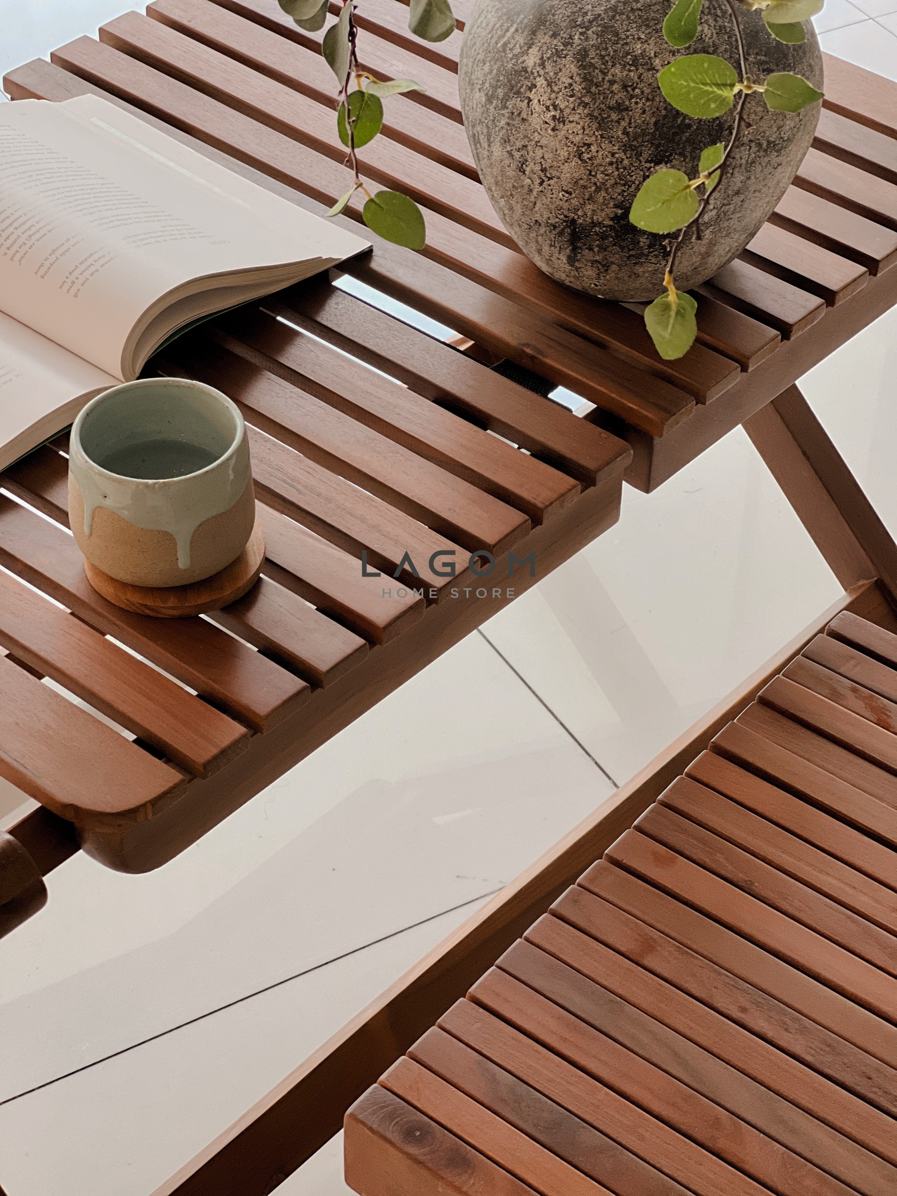 Meja Kursi Lipat Kayu Jati Reclaimed (Indoor dan Outdoor) Outdoor Table Set Lagom Home Store Jati Furnitur Teak Furniture Jakarta