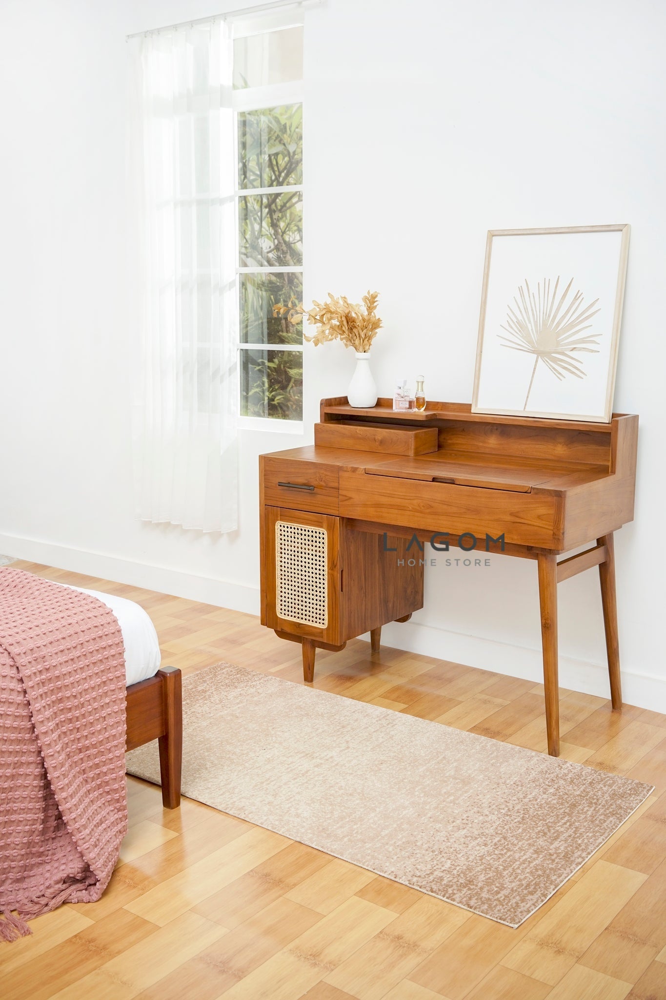 Meja Rias Unik Multifungsi dari Kayu Jati Vanity Desk Lagom Home Store Jati Furnitur Teak Furniture Jakarta