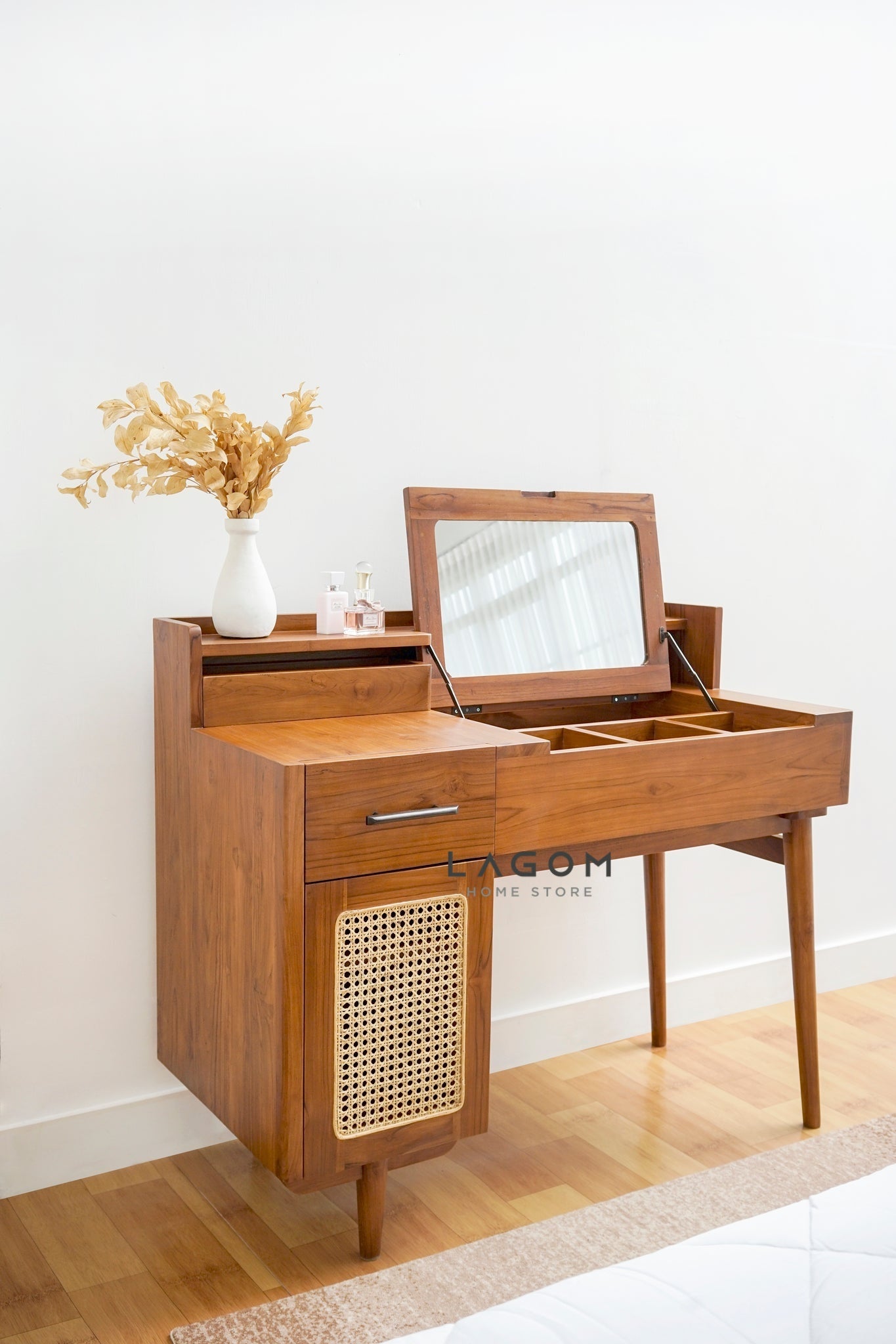 Meja Rias Unik Multifungsi dari Kayu Jati Vanity Desk Lagom Home Store Jati Furnitur Teak Furniture Jakarta