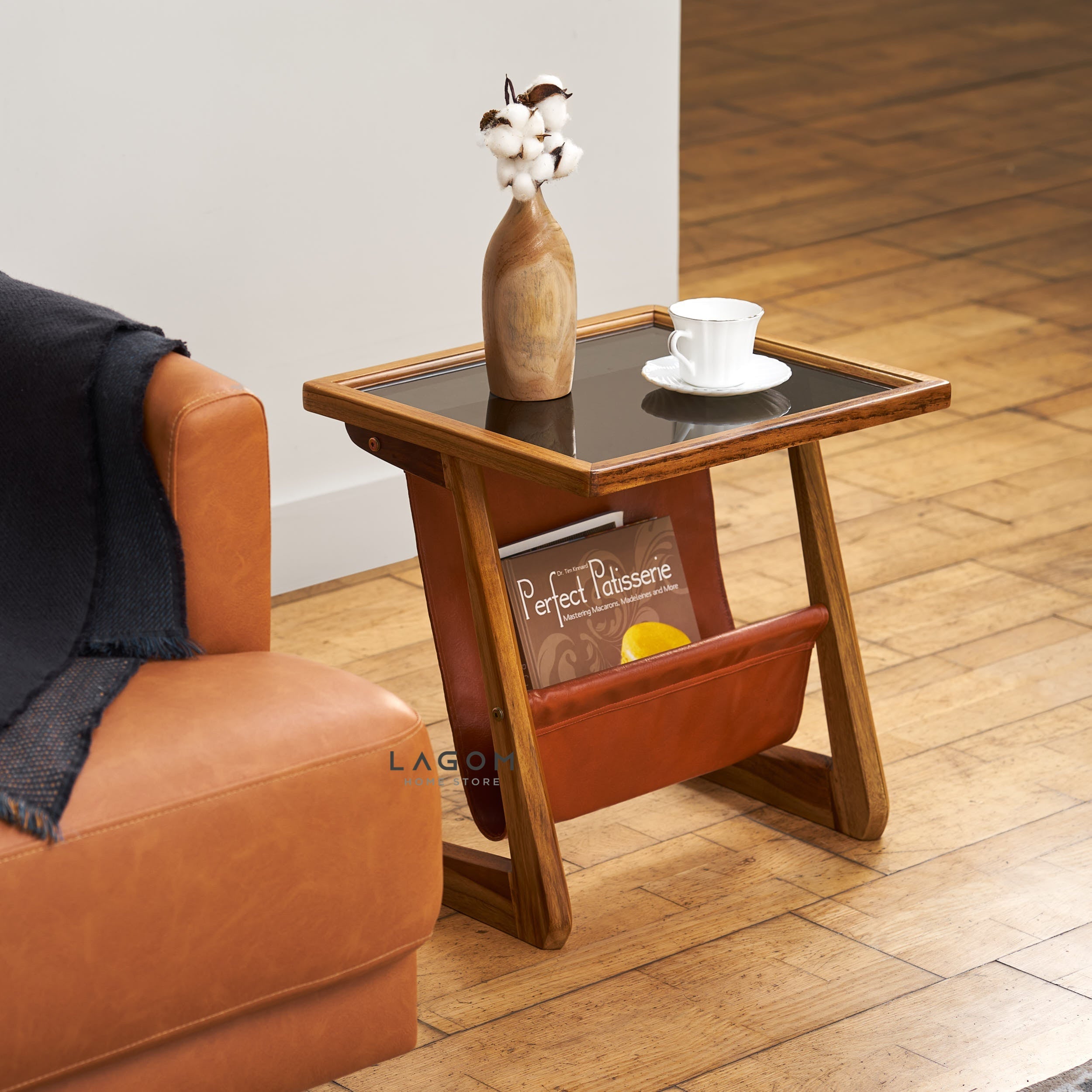 Meja Samping dari Kayu Jati dan Faux Leather Side Table Lagom Home Store Jati Furnitur Teak Furniture Jakarta