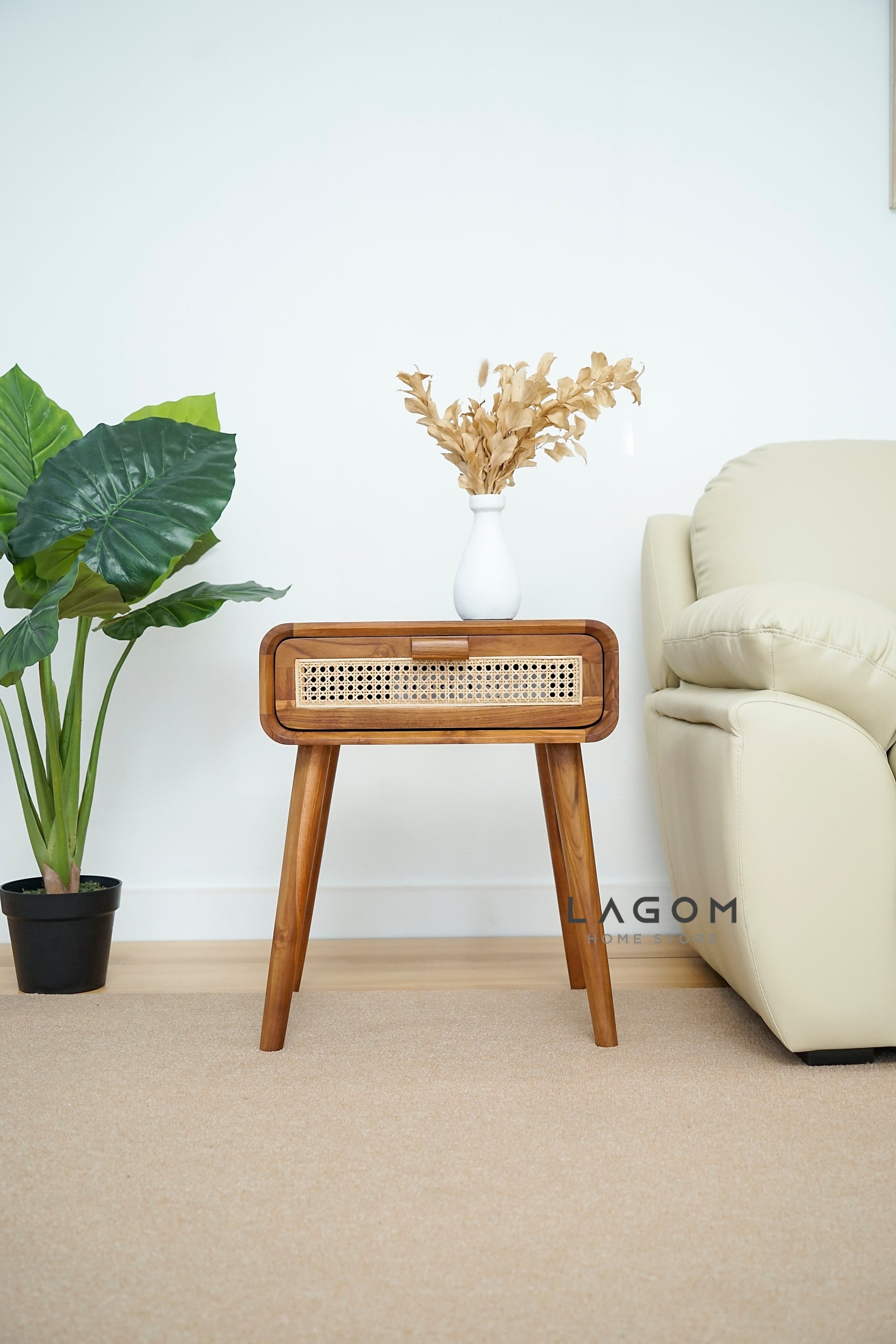 Meja Samping dari Kayu Jati Solid dan Rotan Premium Side Table Lagom Home Store Jati Furnitur Teak Furniture Jakarta