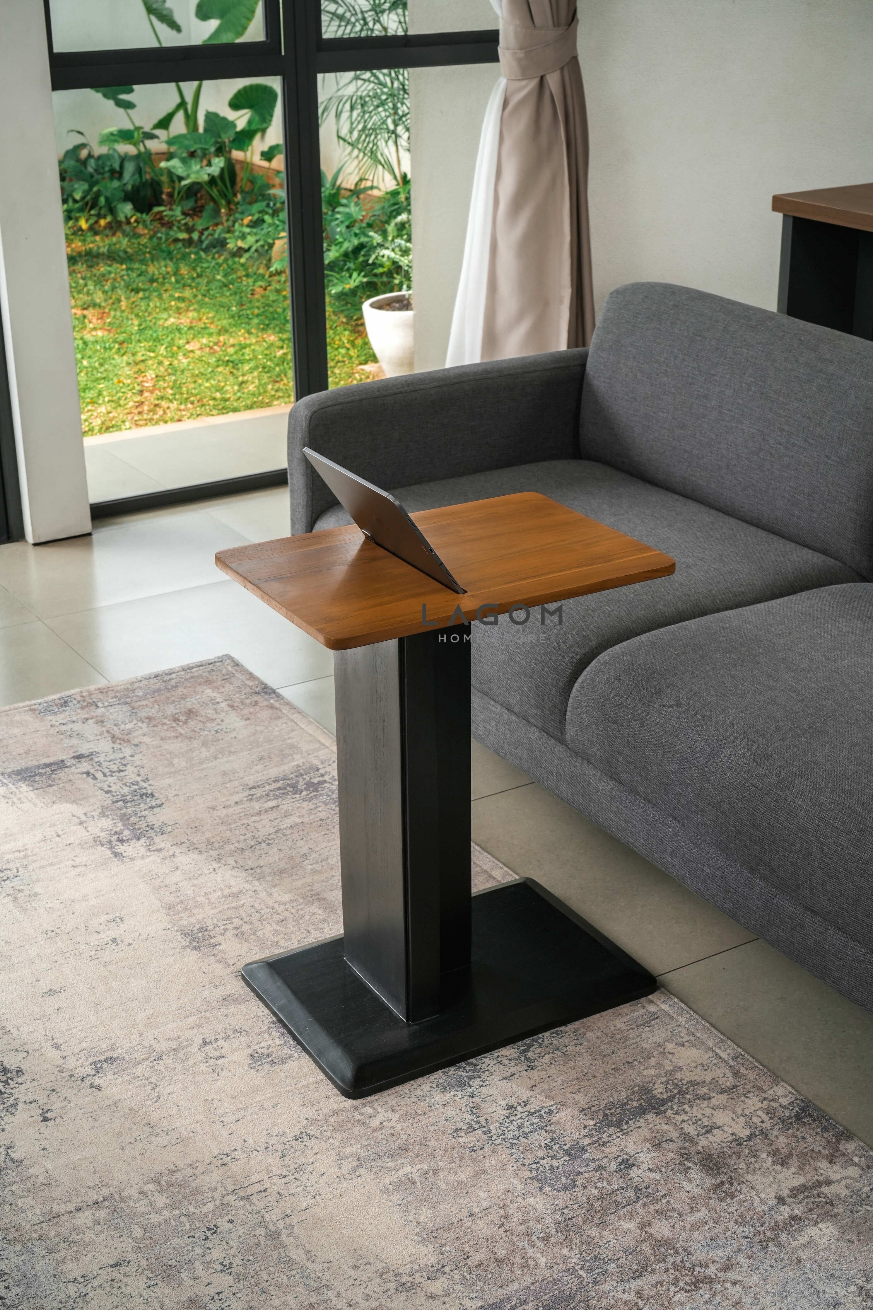 Meja Samping dengan Slot HP dan iPad dari Kayu Jati Side Table Lagom Home Store Jati Furnitur Teak Furniture Jakarta