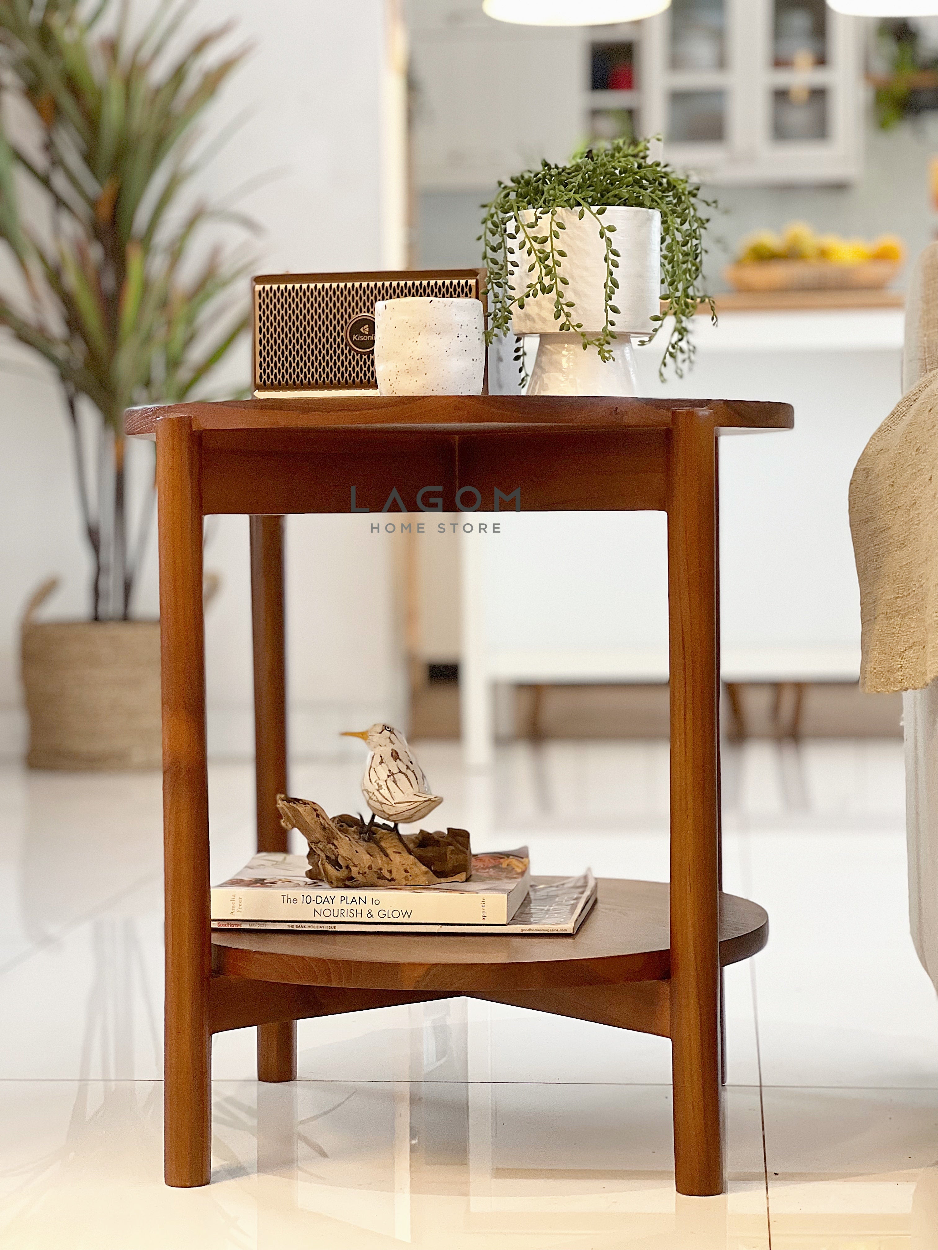Meja Samping Unik bentuk Lingkaran dari Kayu Jati Side Table Lagom Home Store Jati Furnitur Teak Furniture Jakarta