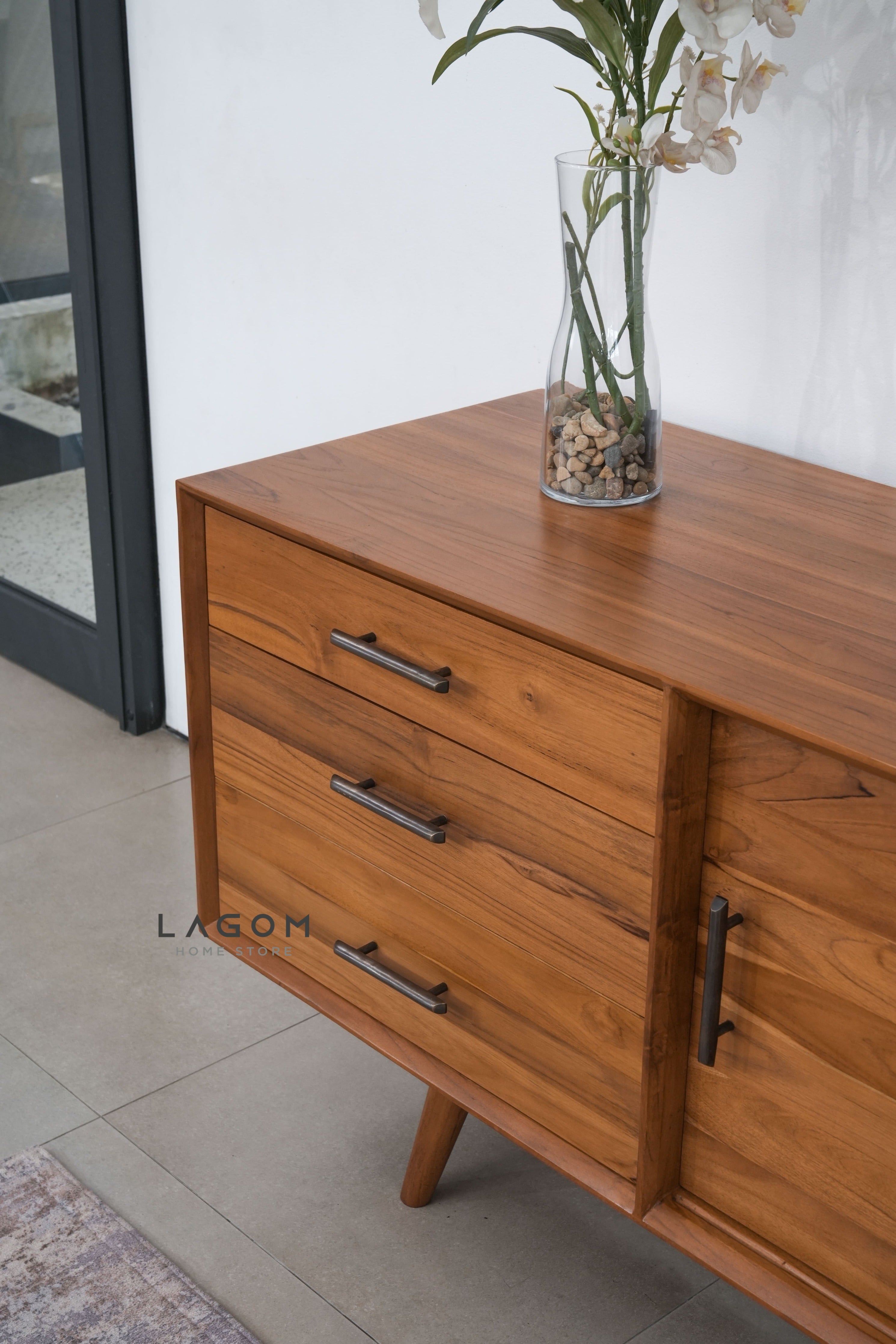 Meja TV Minimalis Kayu Jati dengan Pintu Geser dan Laci - Panjang 244 cm TV Cabinet Lagom Home Store Jati Furnitur Teak Furniture Jakarta