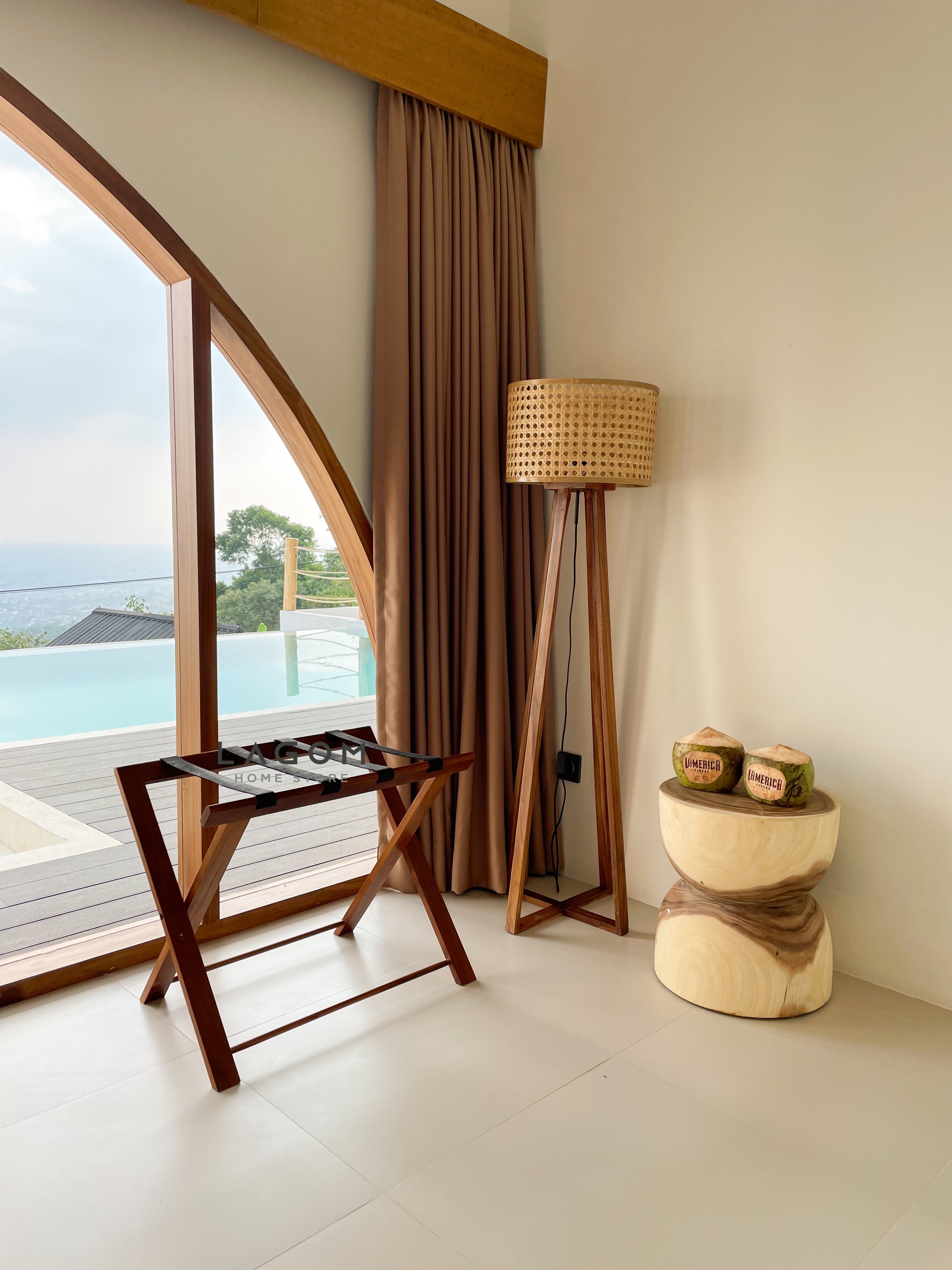 Penyangga Koper Kayu Jati Eksklusif dan Genuine Leather Luggage Rack Lagom Home Store Jati Furnitur Teak Furniture Jakarta