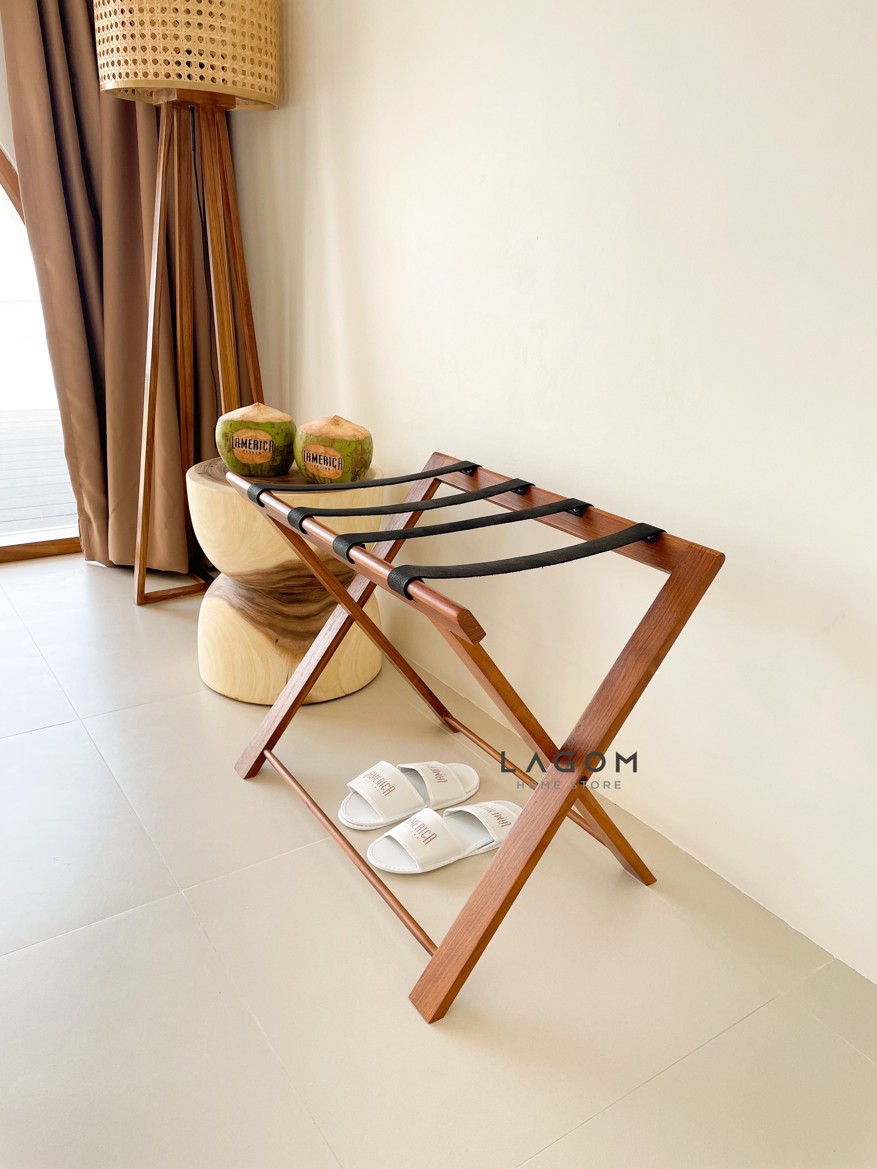 Penyangga Koper Kayu Jati Eksklusif dan Genuine Leather Luggage Rack Lagom Home Store Jati Furnitur Teak Furniture Jakarta