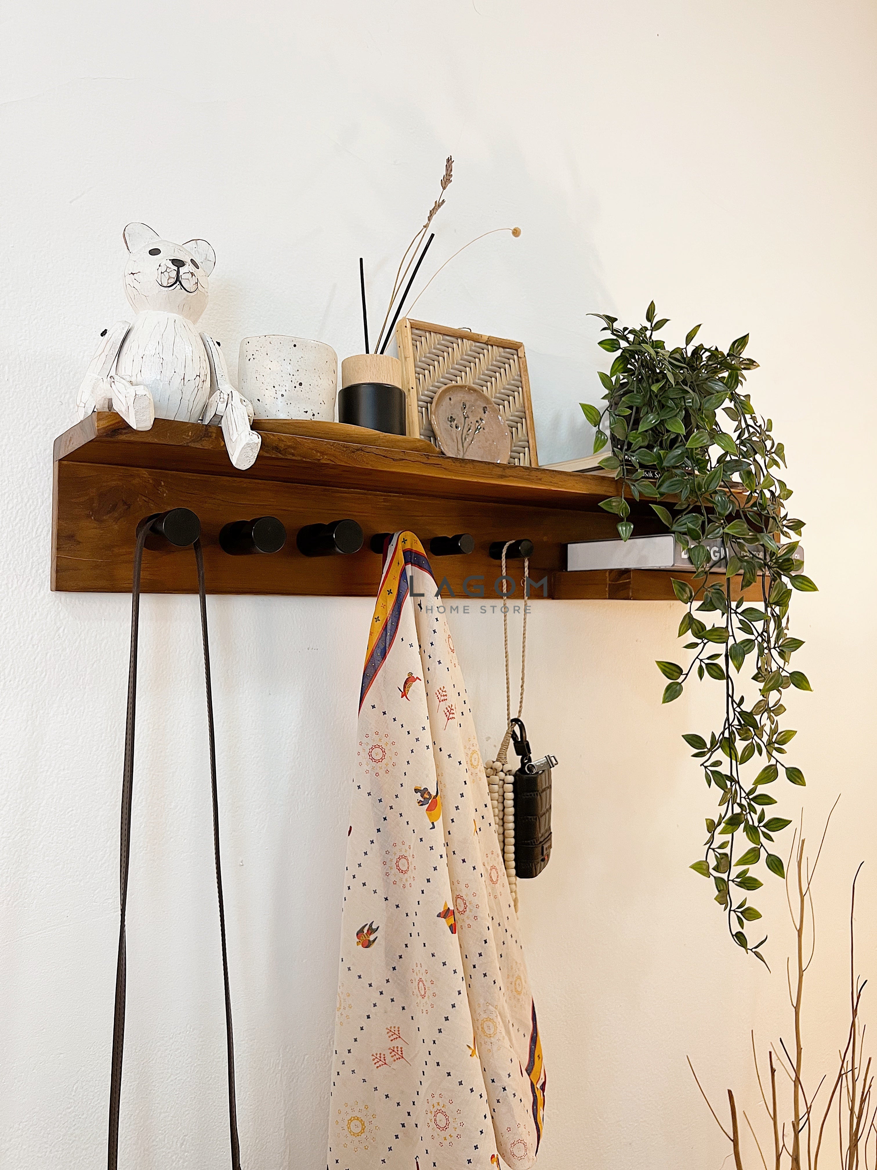 Rak dan Gantungan Dinding Kayu Jati Wall Coat Hanger Lagom Home Store Jati Furnitur Teak Furniture Jakarta