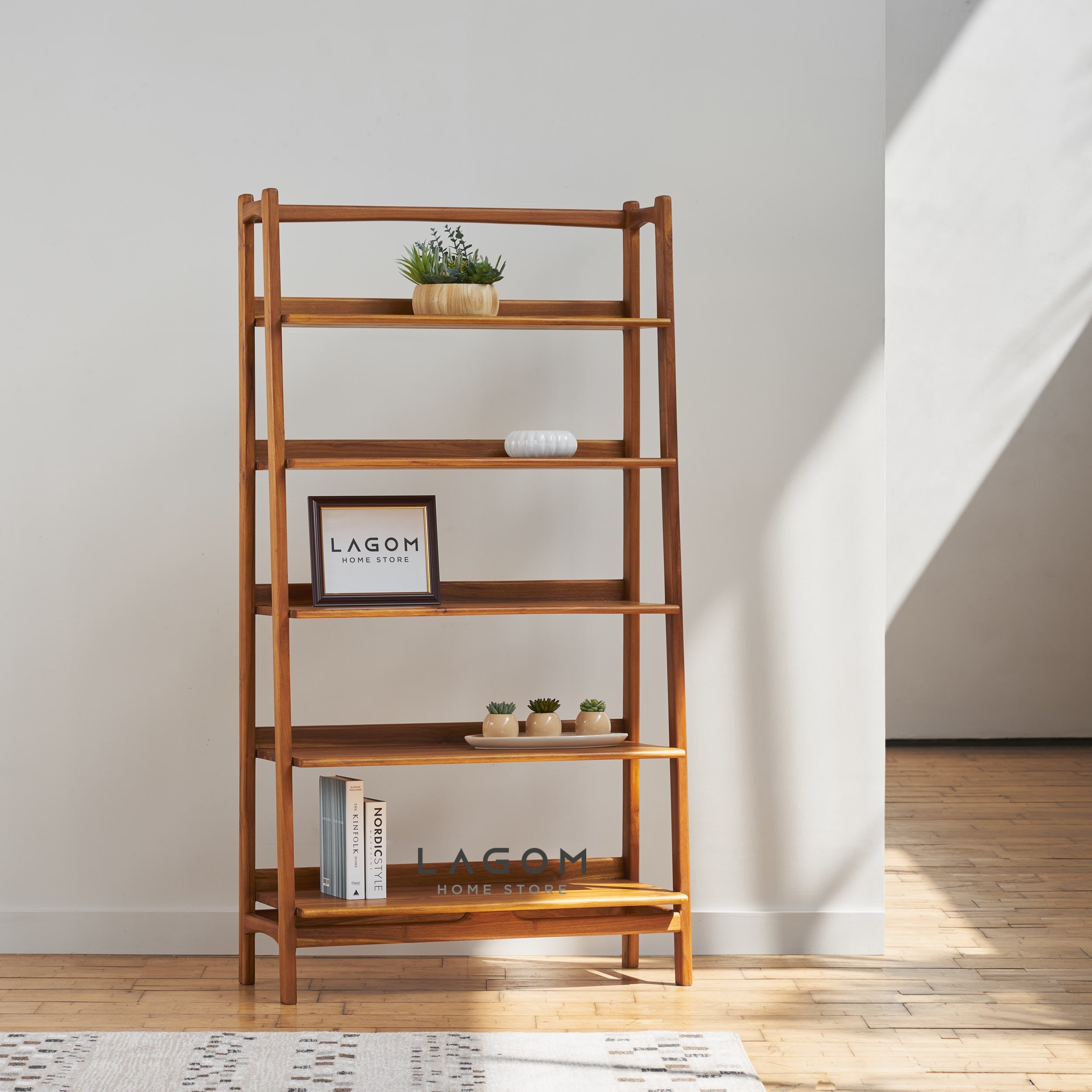 Rak Kayu Jati dengan 5 Ambalan Bookshelves Lagom Home Store Jati Furnitur Teak Furniture Jakarta