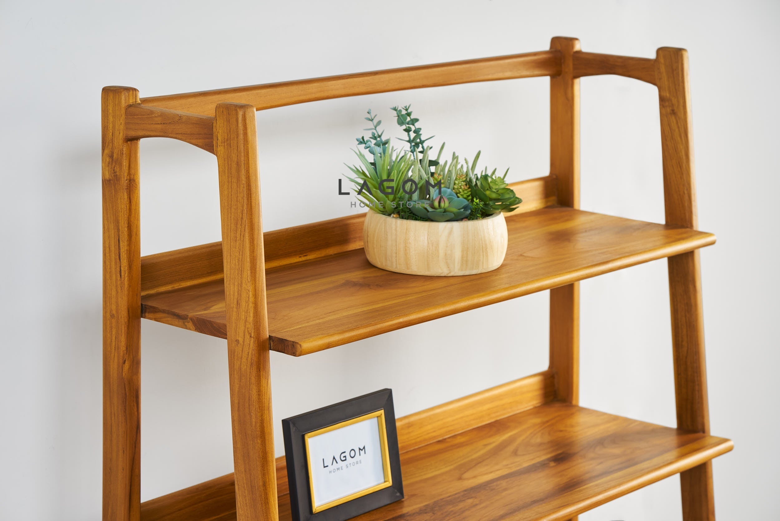 Rak Kayu Jati dengan 5 Ambalan Bookshelves Lagom Home Store Jati Furnitur Teak Furniture Jakarta