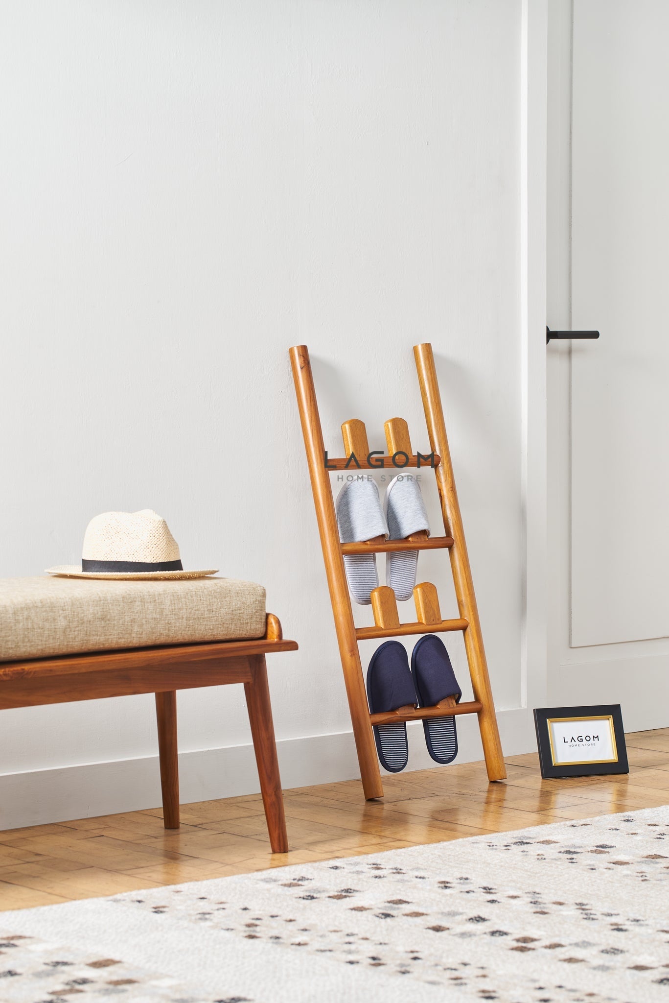 Rak Sandal Desain Minimalis dari Kayu Jati Sandal Rack Lagom Home Store Jati Furnitur Teak Furniture Jakarta