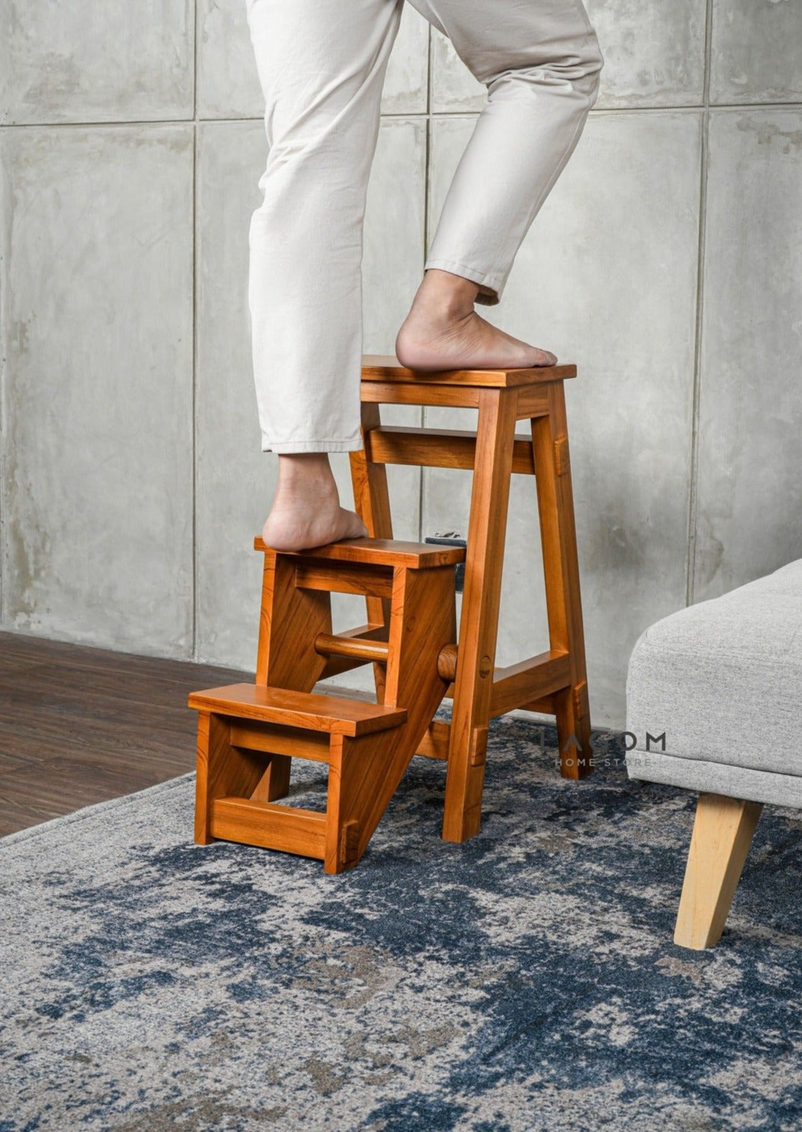 Step Stool Lipat/Kursi Bar dari Kayu Jati Solid Step Stool Lagom Home Store Jati Furnitur Teak Furniture Jakarta