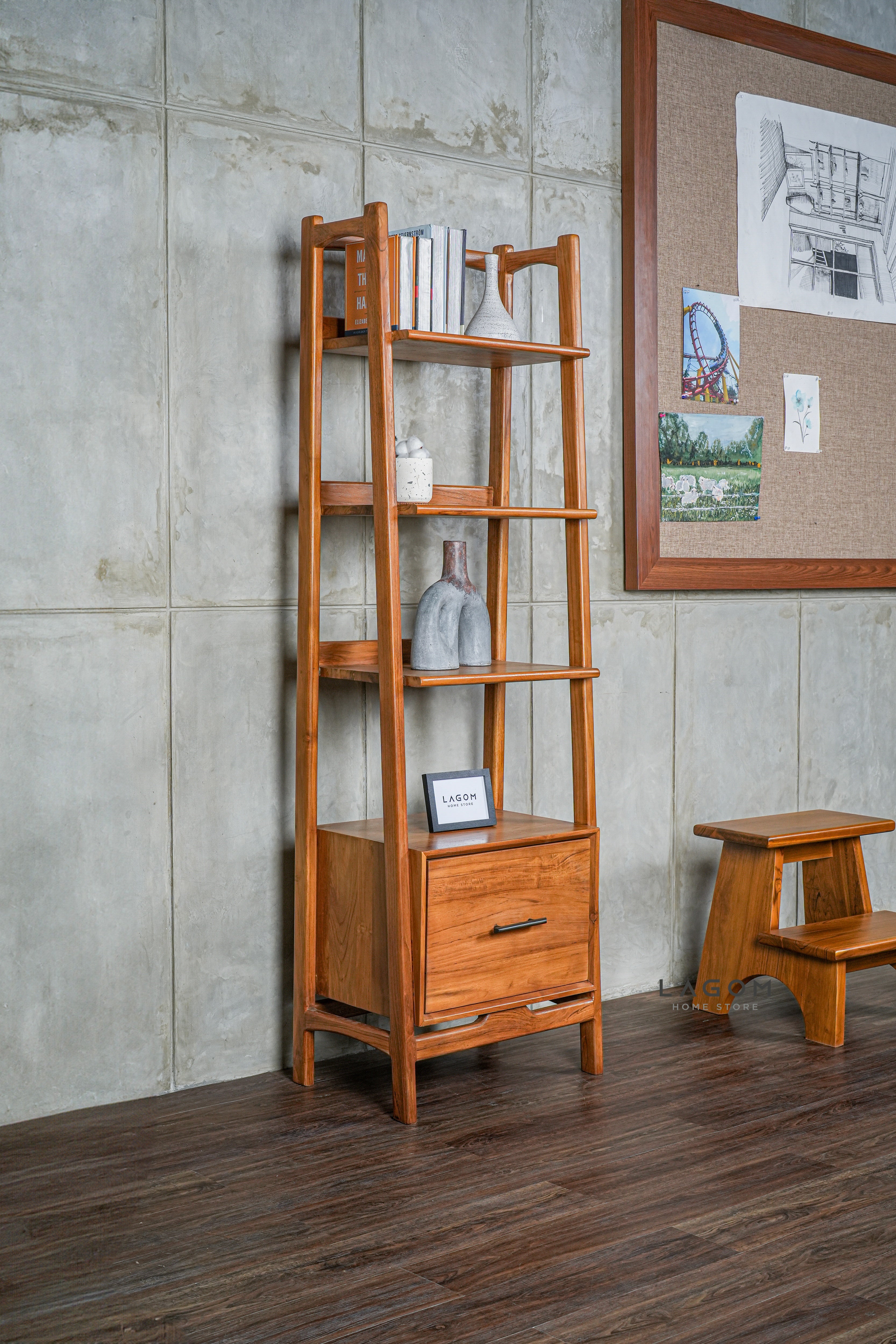 Step Stool Minimalis dari Kayu Jati Solid Step Stool Lagom Home Store Jati Furnitur Teak Furniture Jakarta