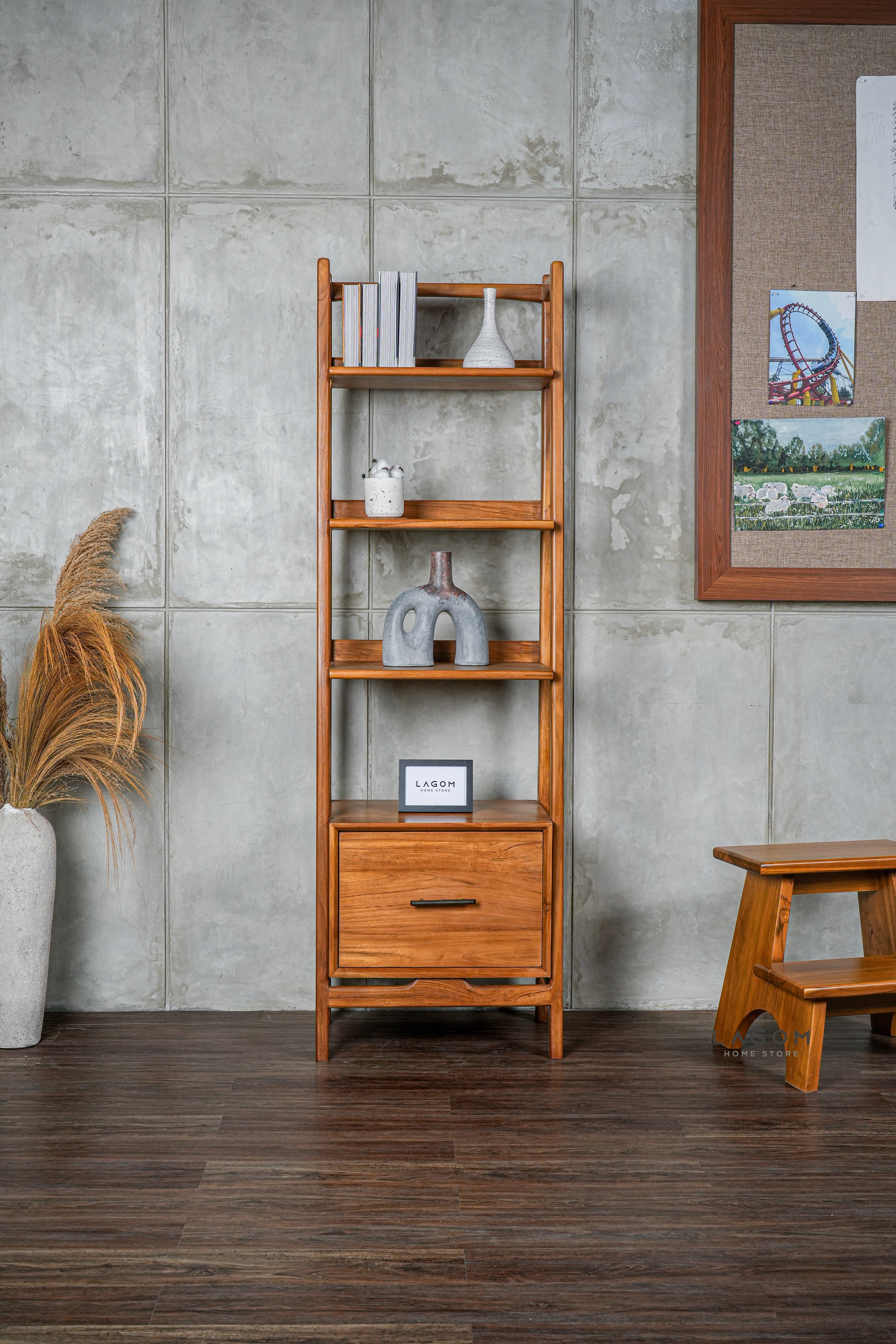 Step Stool Minimalis dari Kayu Jati Solid Step Stool Lagom Home Store Jati Furnitur Teak Furniture Jakarta