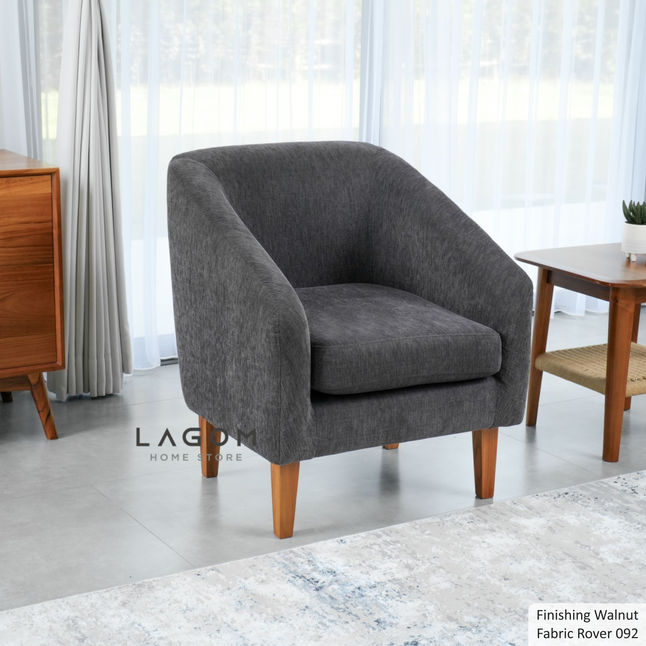 Single Sofa Premium dengan Frame Kayu Jati