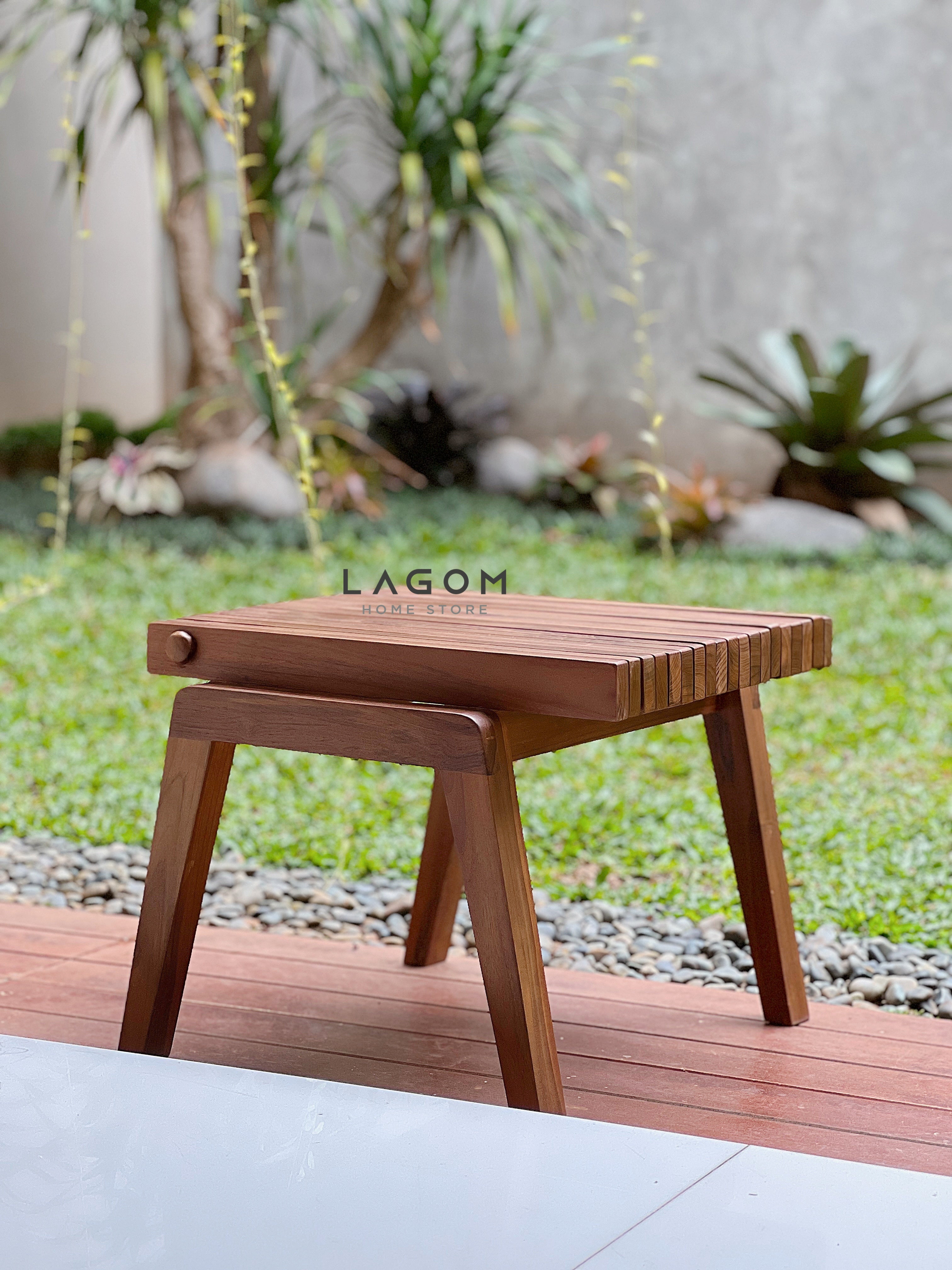 Meja Kursi Lipat Kayu Jati Reclaimed (Indoor dan Outdoor) Outdoor Table Set Lagom Home Store Jati Furnitur Teak Furniture Jakarta