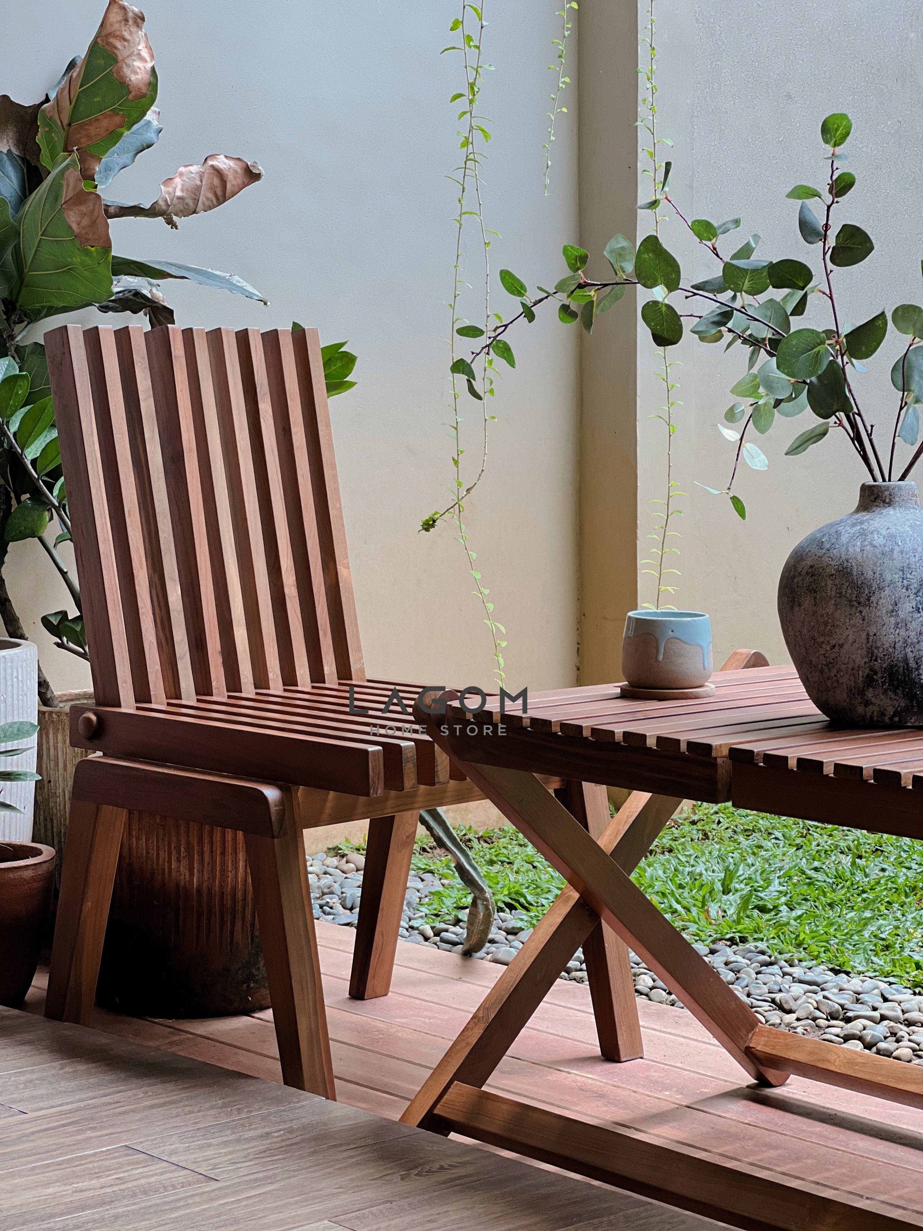Meja Kursi Lipat Kayu Jati Reclaimed (Indoor dan Outdoor) Outdoor Table Set Lagom Home Store Jati Furnitur Teak Furniture Jakarta