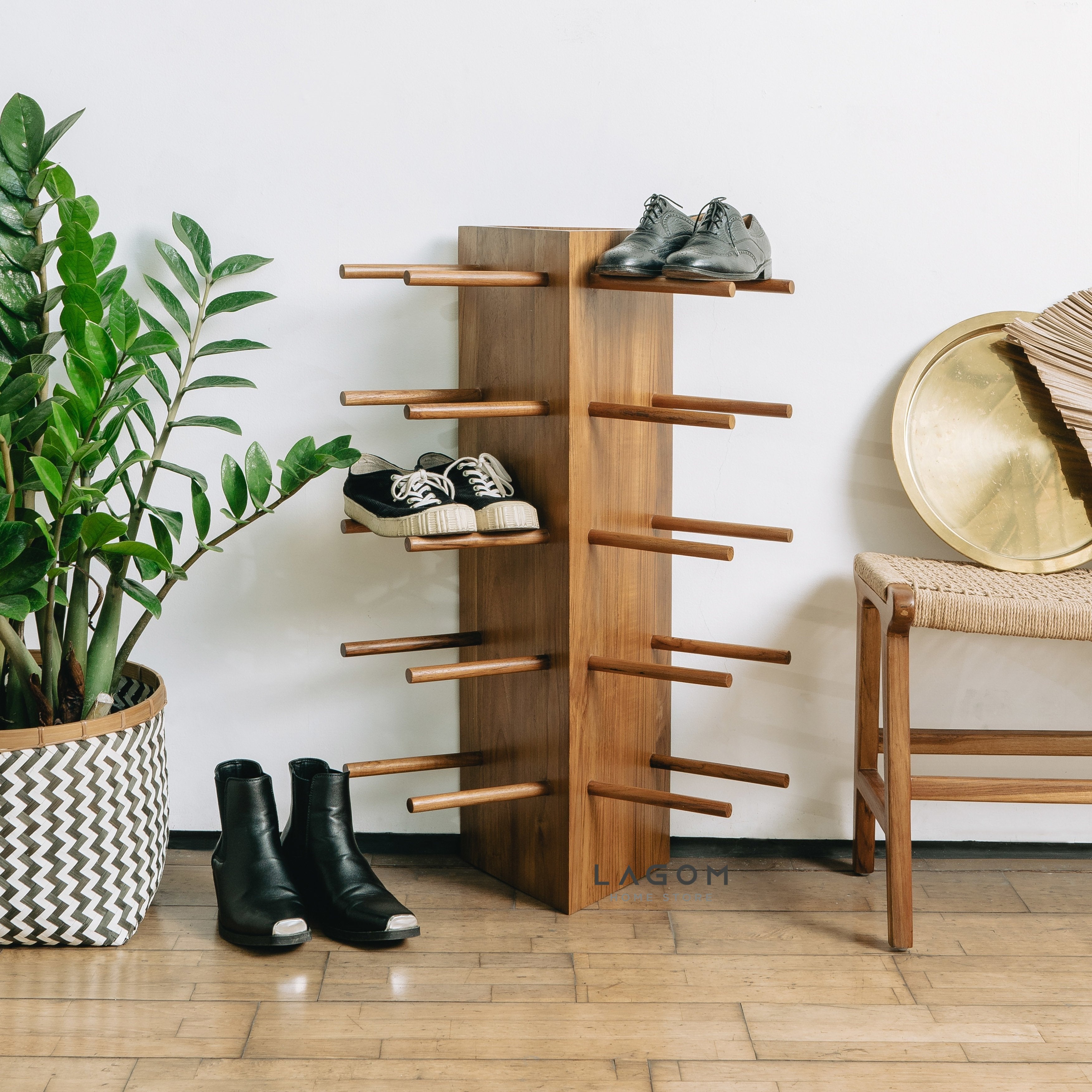 Rak Sepatu Segitiga dari Kayu Jati Shoe Rack Lagom Home Store Jati Furnitur Teak Furniture Jakarta