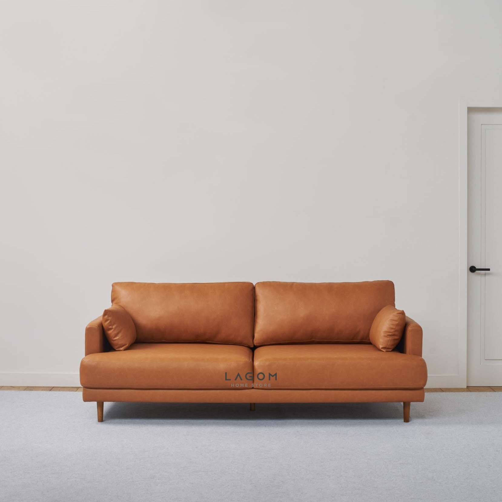 Sofa Keluarga Desain Elegan dari Kayu Jati dan Faux Leather Sofa Lagom Home Store Jati Furnitur Teak Furniture Jakarta