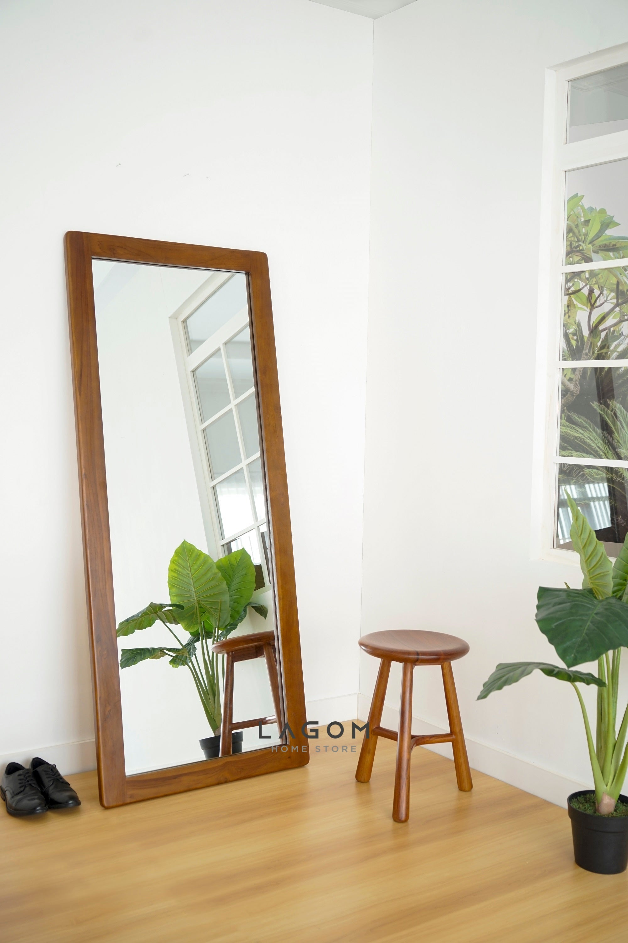 Standing Mirror dari Kayu Jati Solid - Tinggi 183 cm Mirror Lagom Home Store Jati Furnitur Teak Furniture Jakarta