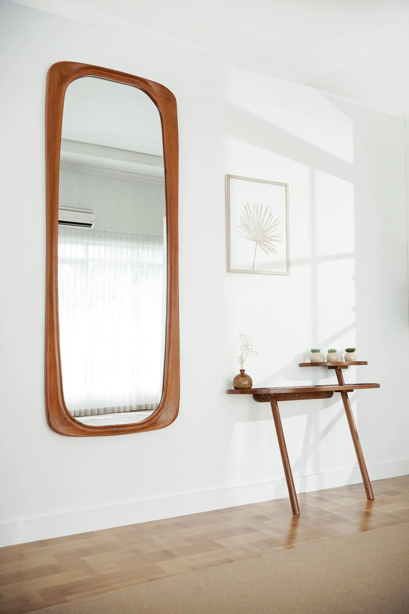 Cermin Dinding Unik Bentuk Estetik - Tinggi 180 cm Mirror Lagom Home Store Jati Furnitur Teak Furniture Jakarta